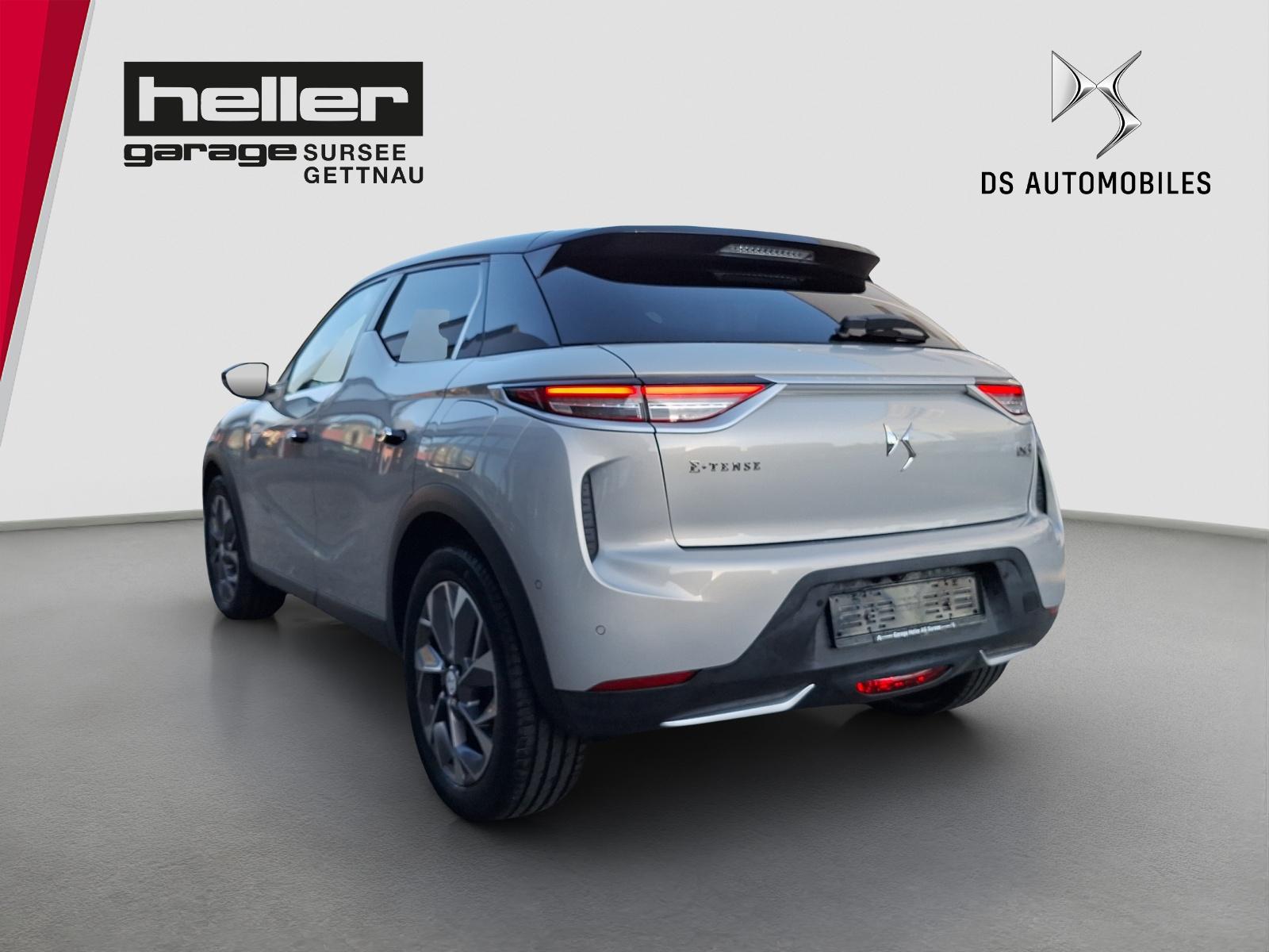 DS AUTOMOBILES 3 Crossback E-Tense So Chic-showroom-element-2