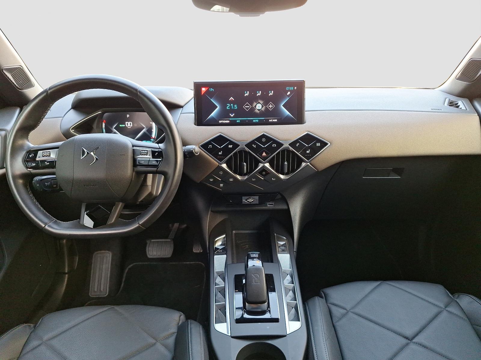 DS AUTOMOBILES 3 Crossback E-Tense So Chic-image-7