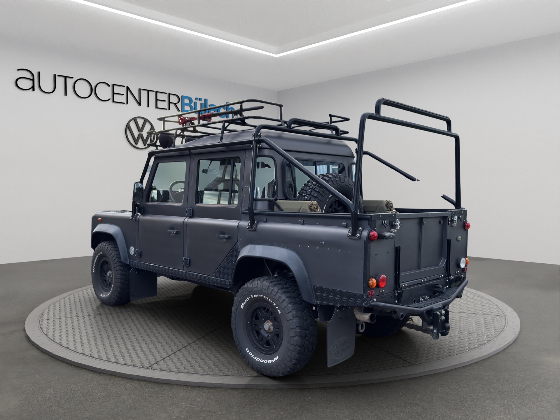 LAND ROVER Defender 110 SW 2.5 Td5-image-2