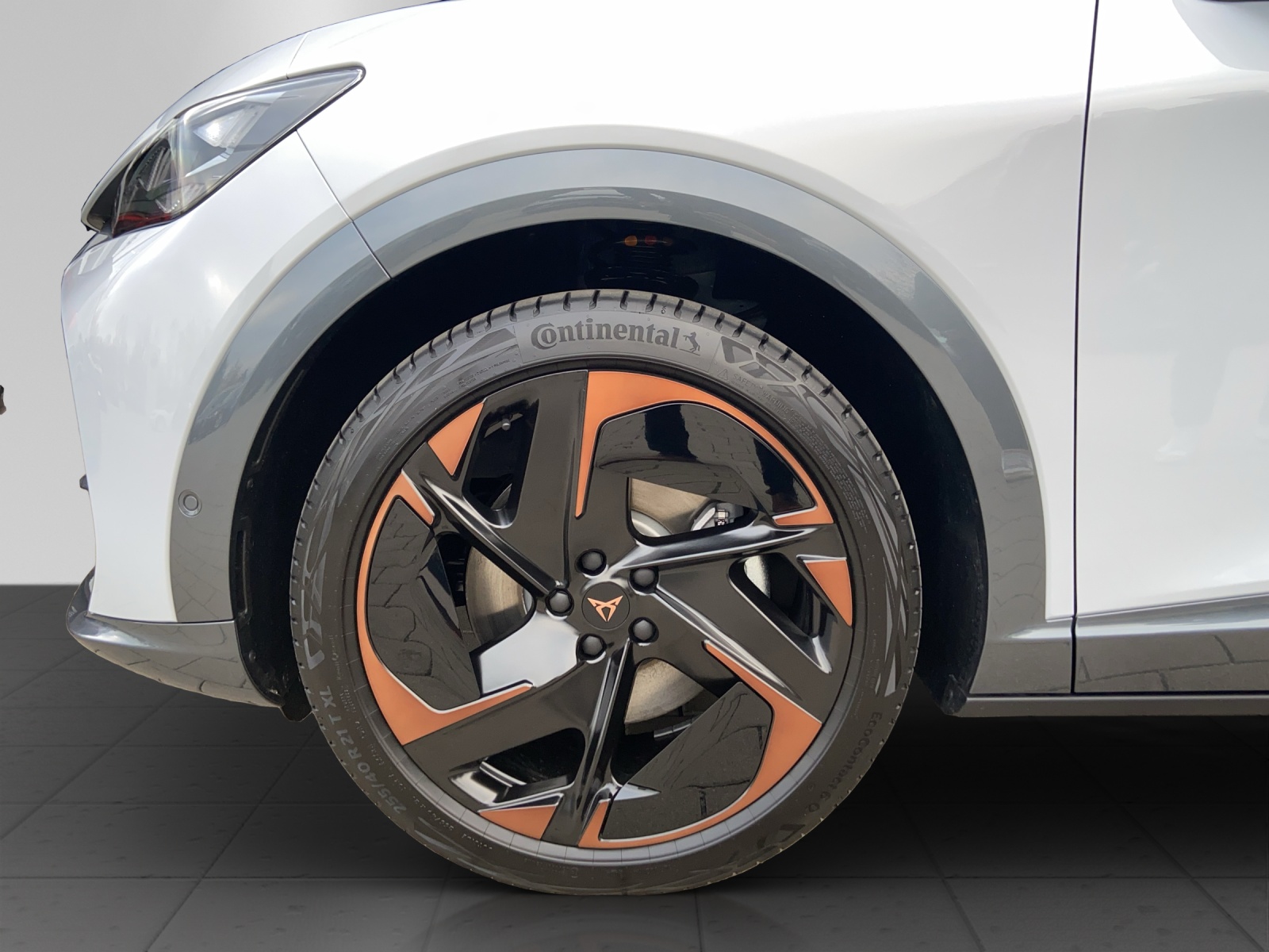 CUPRA Tavascan Type 9 77 kWh Adrenaline-image-17