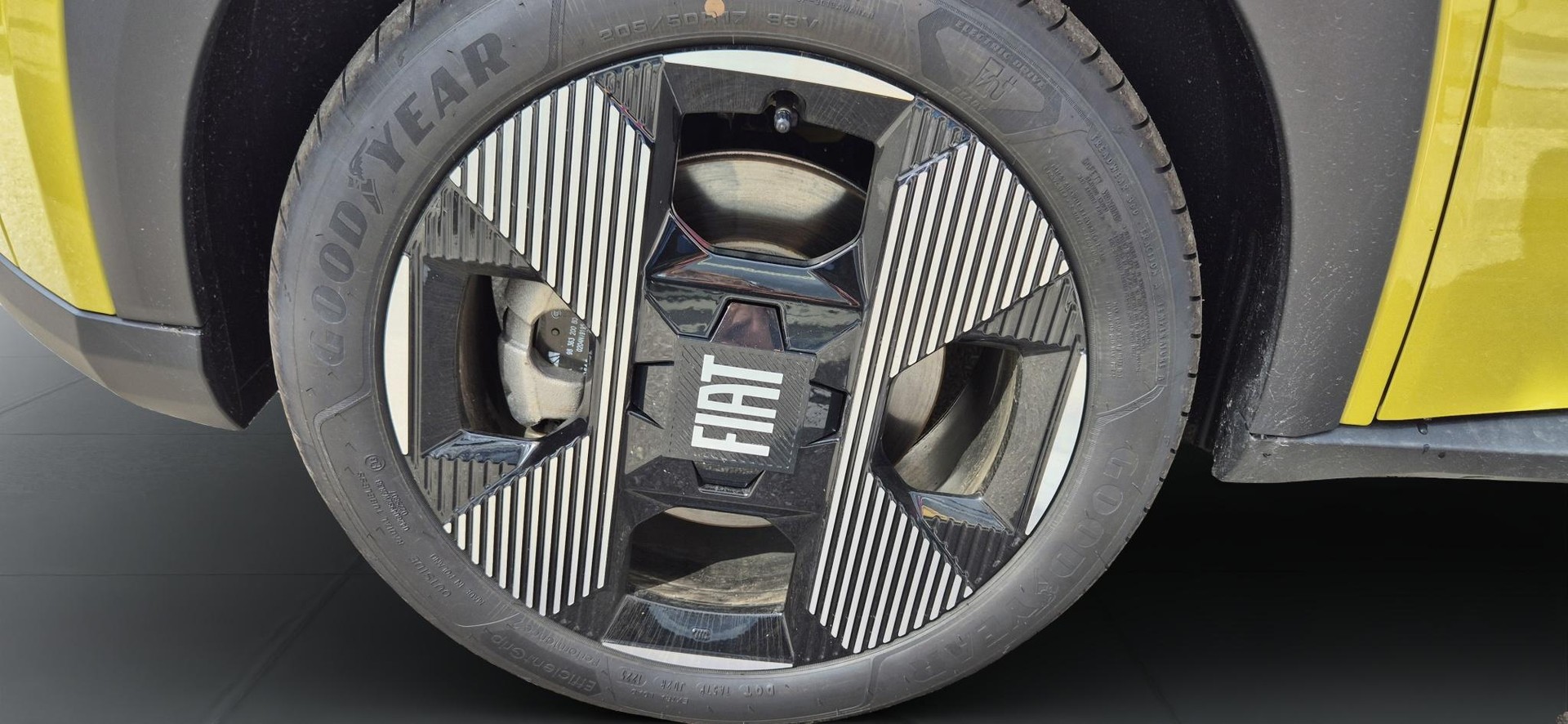 FIAT Grande Panda La Prima-image-15