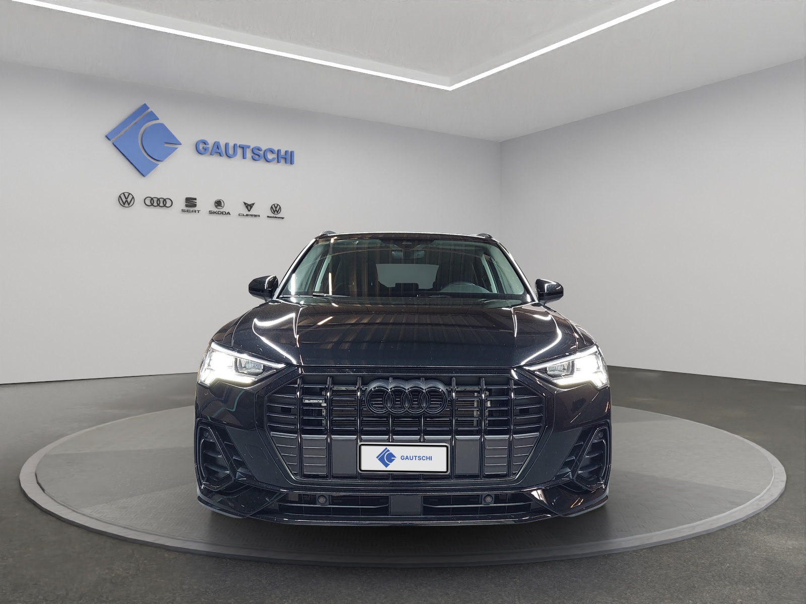 AUDI Q3 35 TDI S line quattro S-tronic-image-4