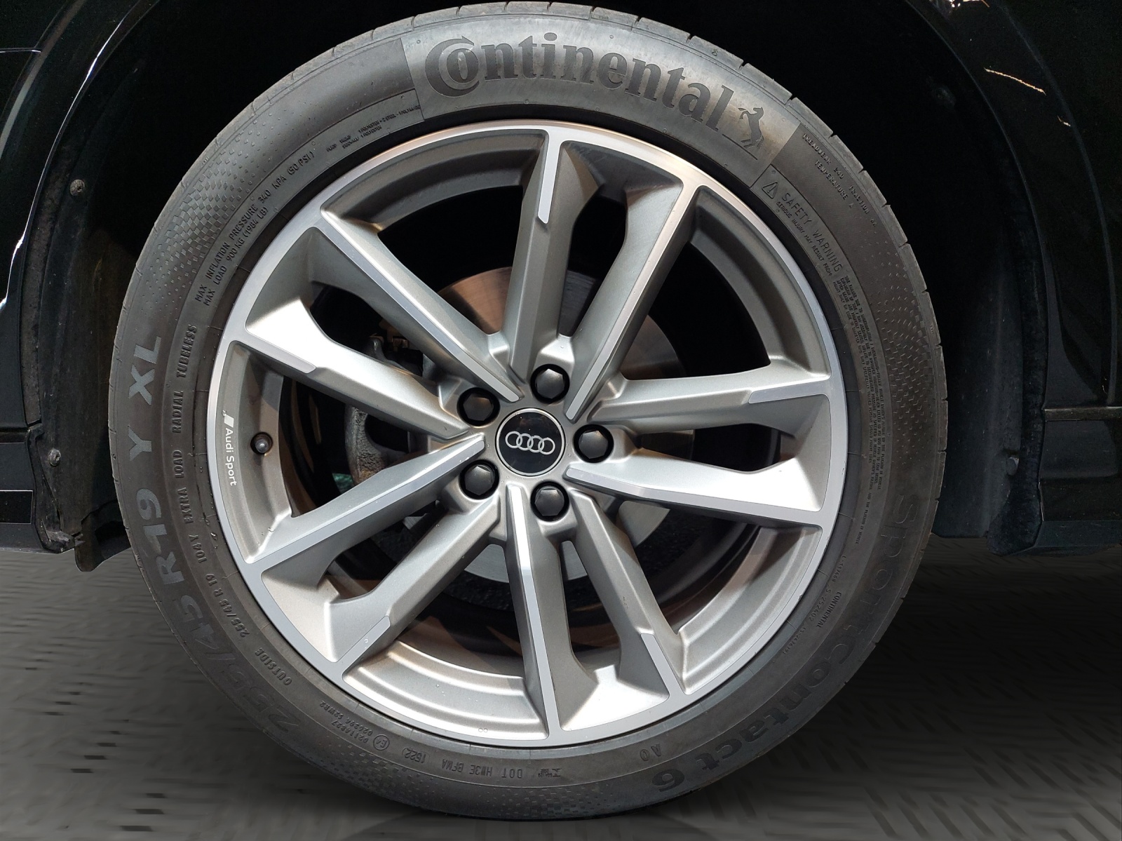 AUDI Q3 35 TDI S line quattro S-tronic-image-11