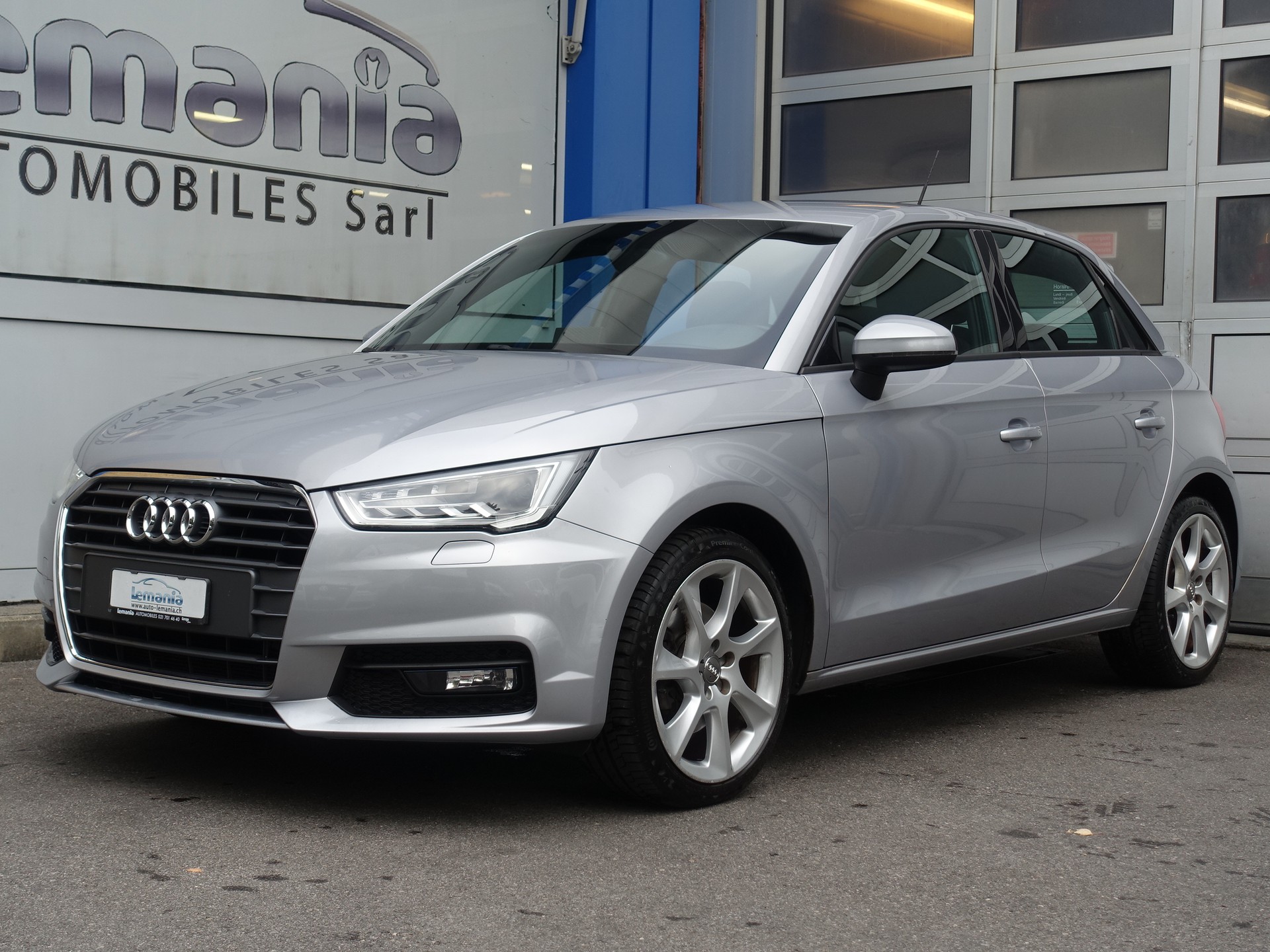 AUDI A1 Sportback 1.4 TFSI Sport S-tronic-image-1