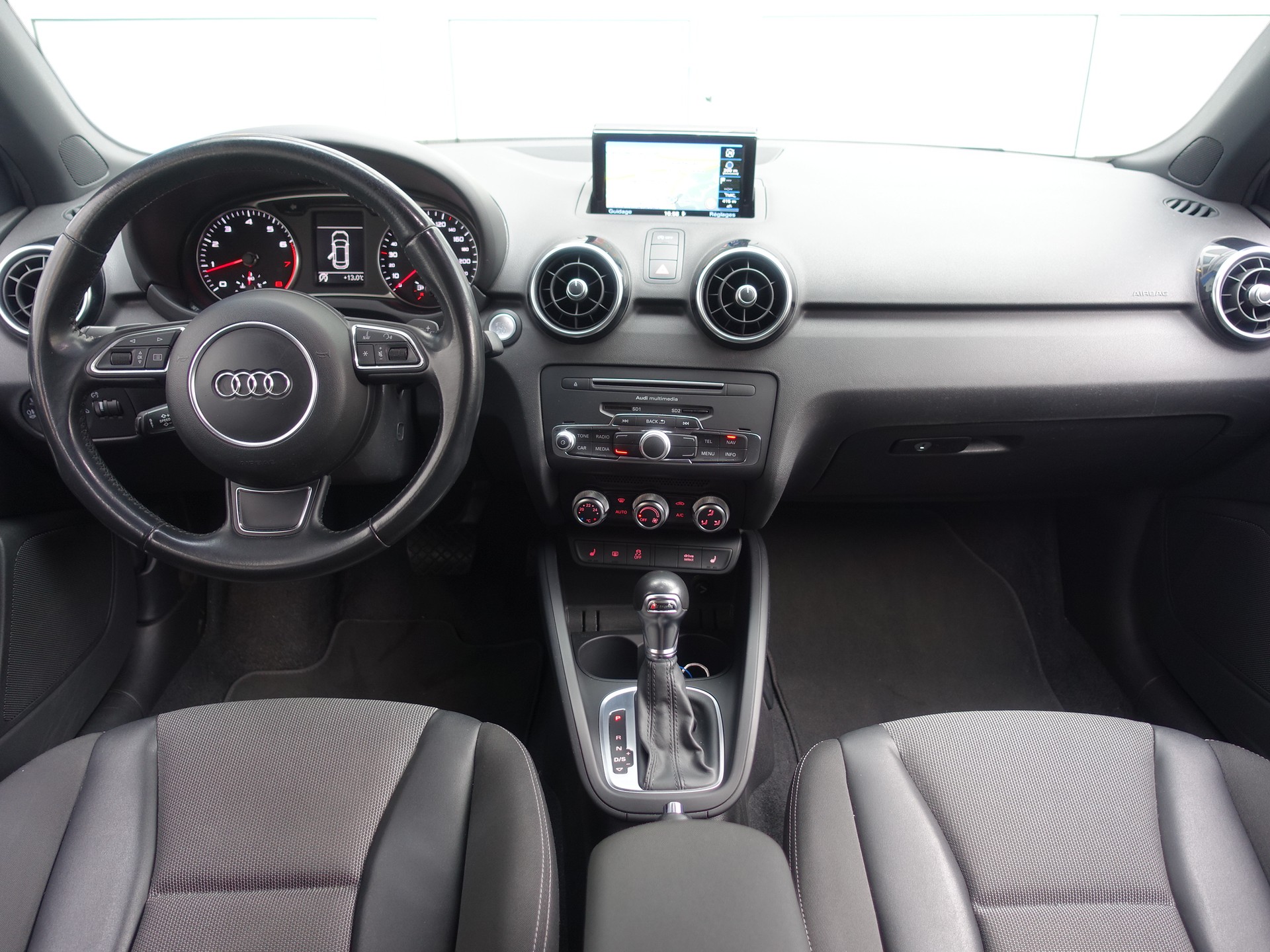 AUDI A1 Sportback 1.4 TFSI Sport S-tronic-image-10