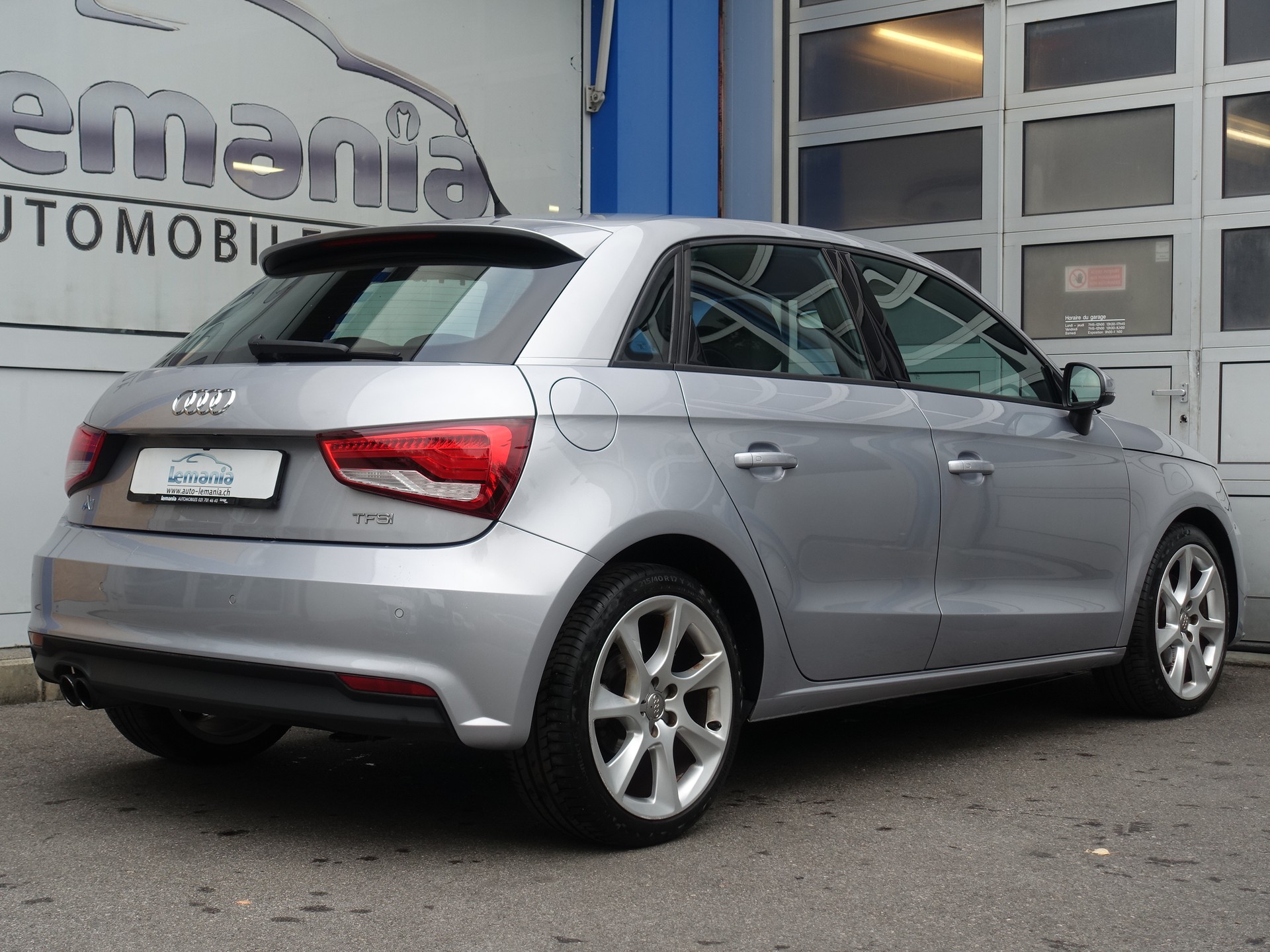AUDI A1 Sportback 1.4 TFSI Sport S-tronic-image-3
