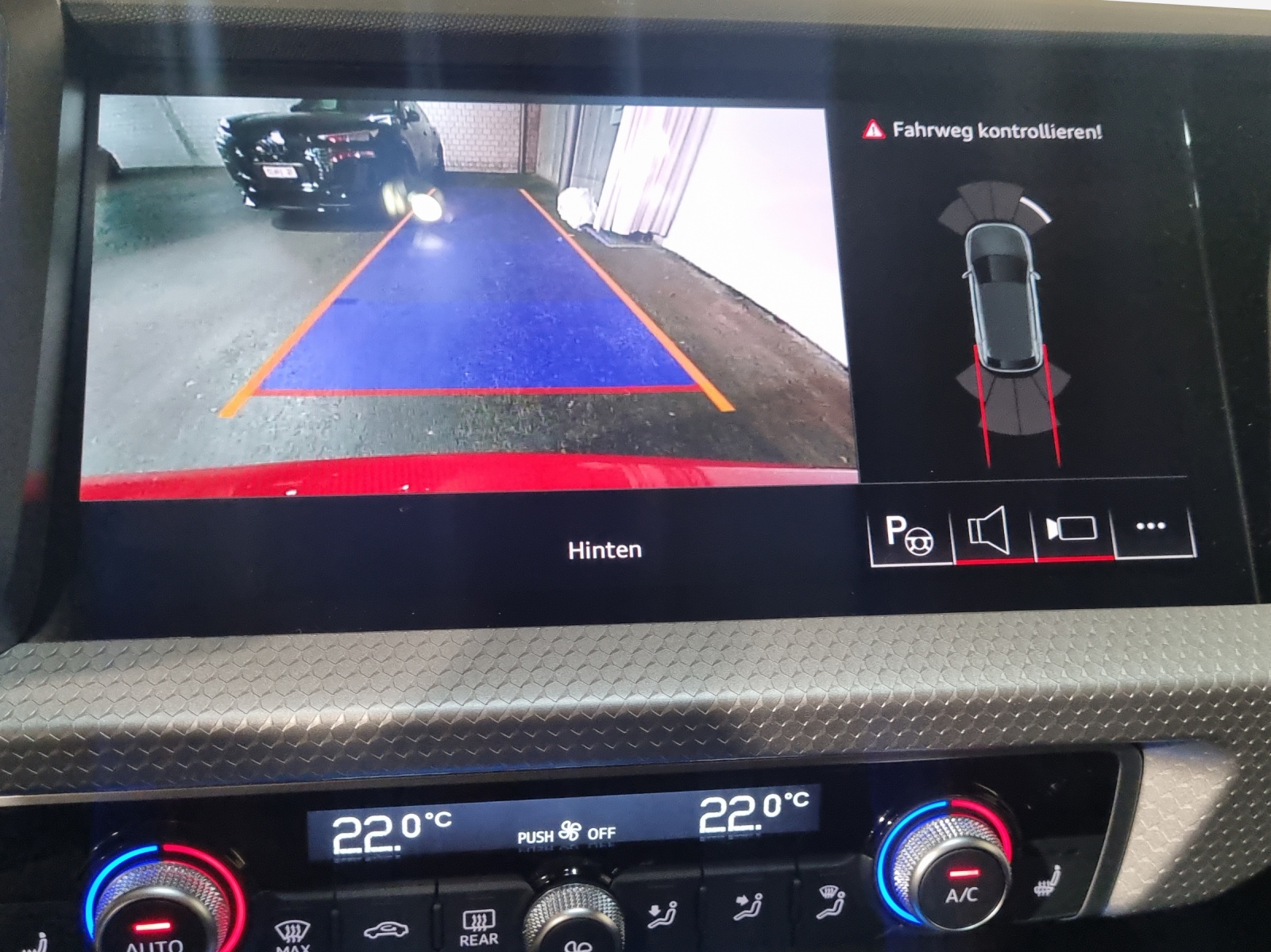 AUDI A1 Sportback 30 TFSI S Line Attraction S-tronic-image-14