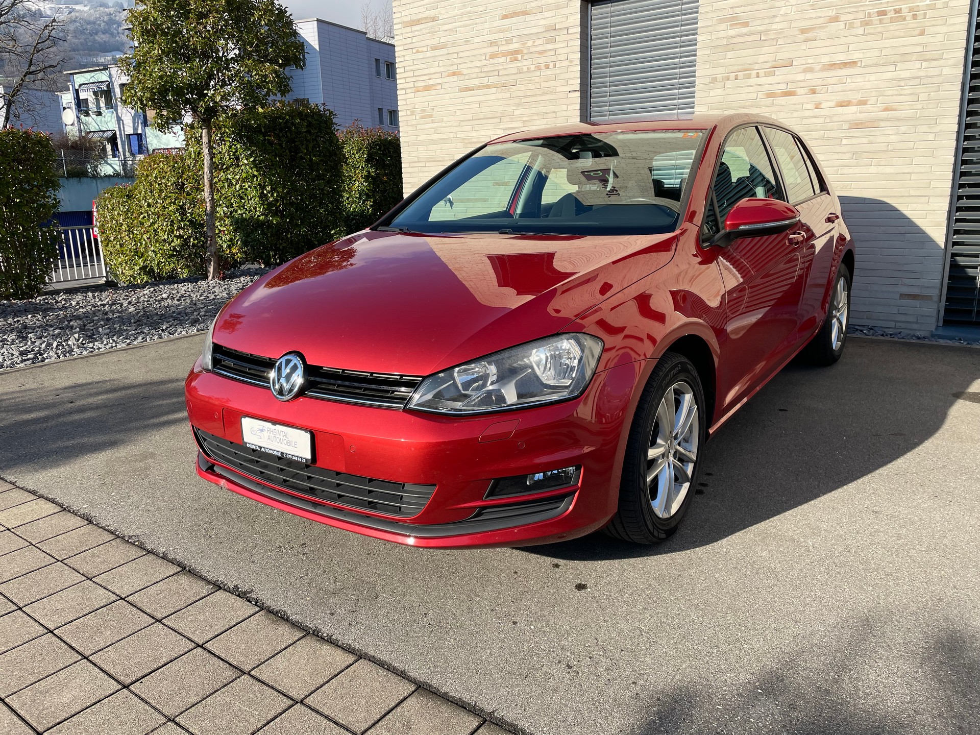 VW GOLF-image-0