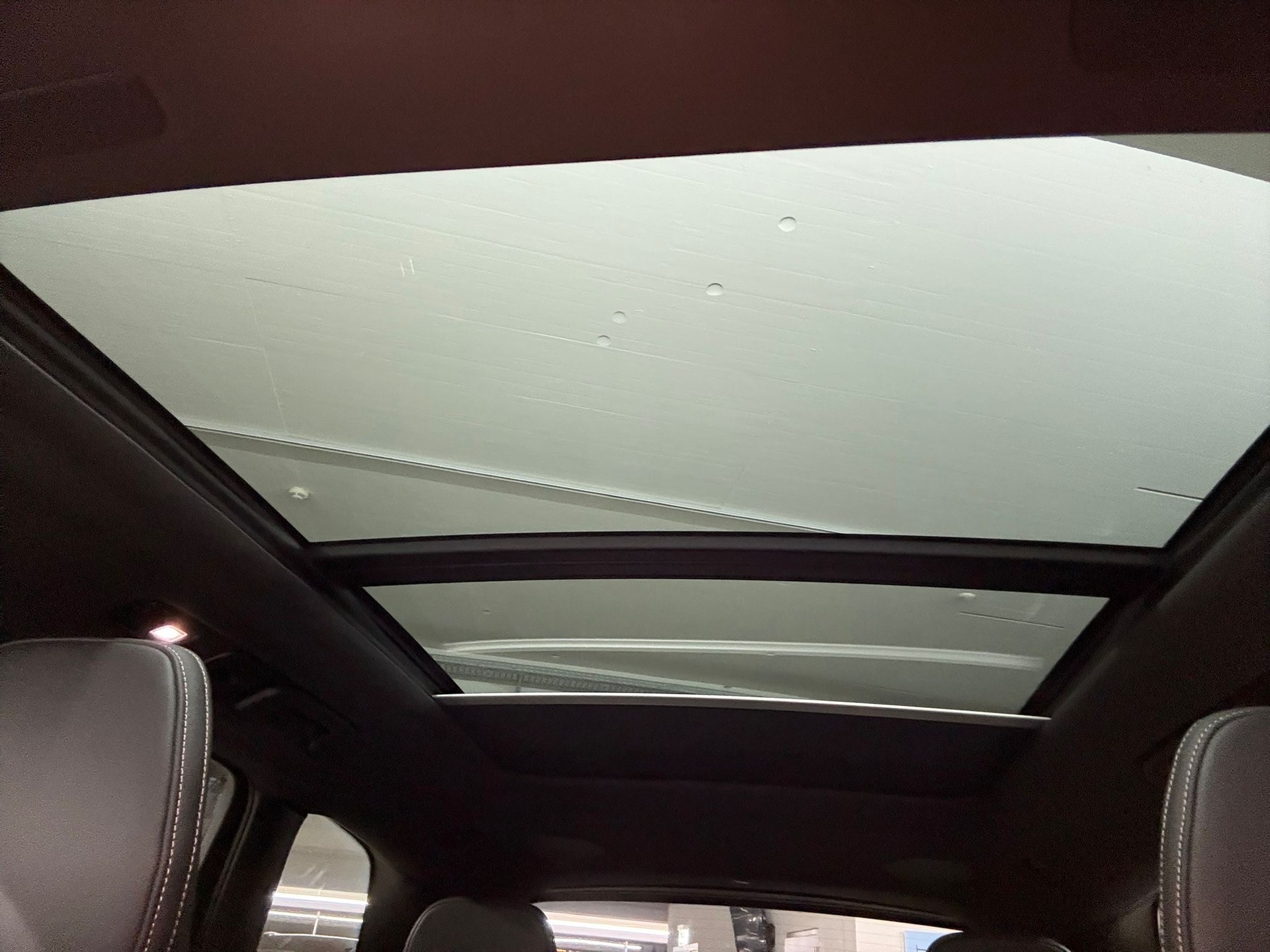 VOLVO XC60 2.0 T8 TE XCENTRIC Black-image-9