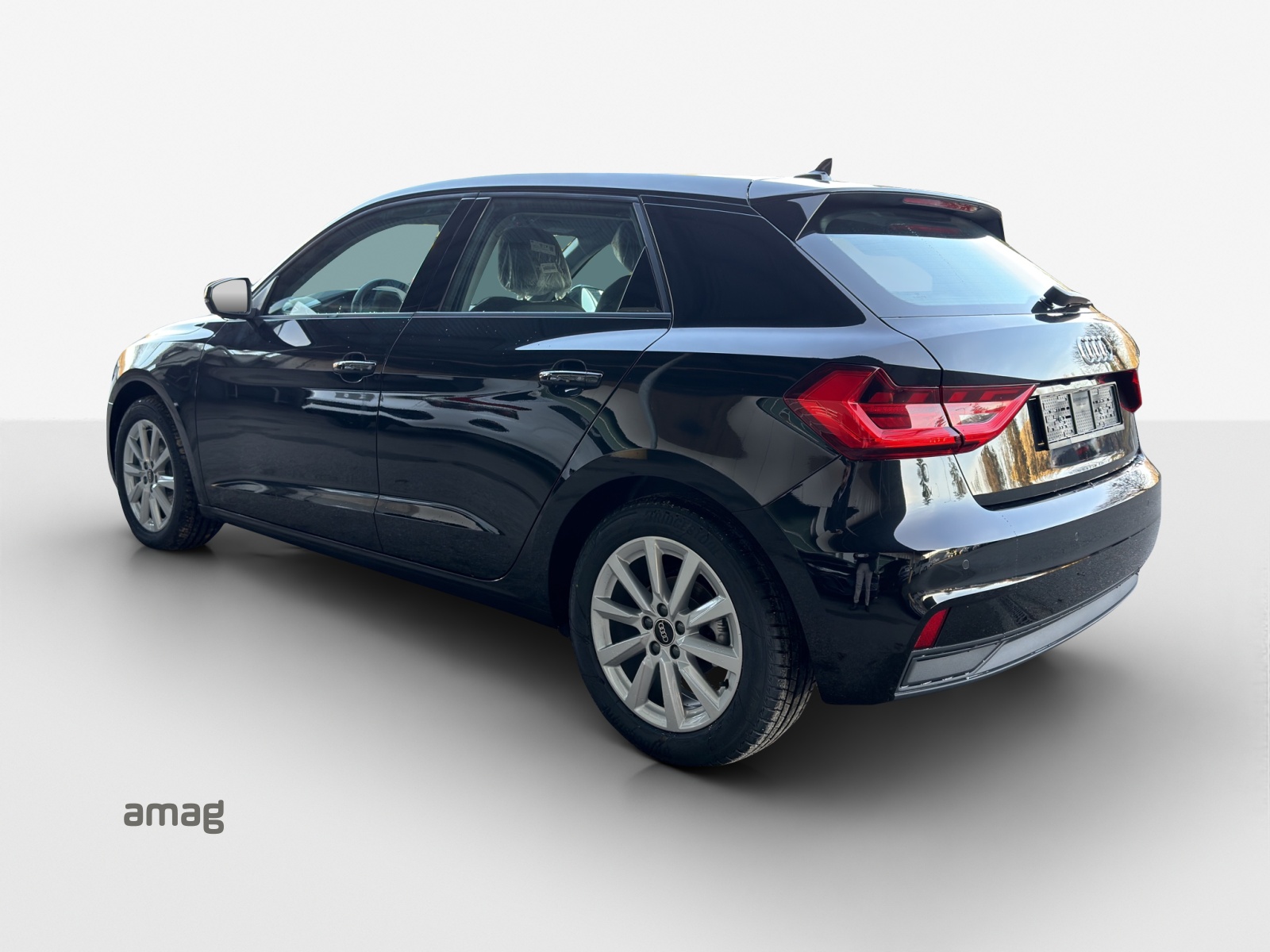 AUDI A1 Sportback 30 TFSI Attraction S-tronic-image-2