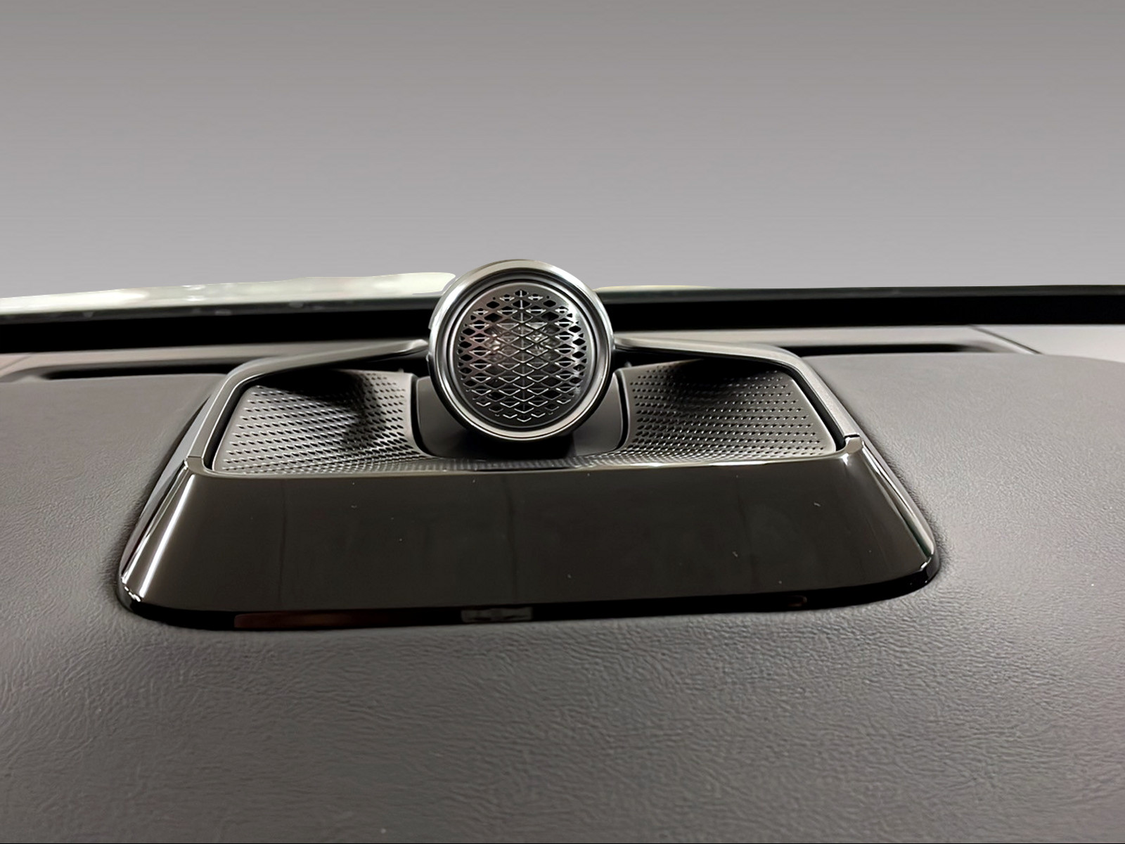 VOLVO ES90 Ultra-image-14
