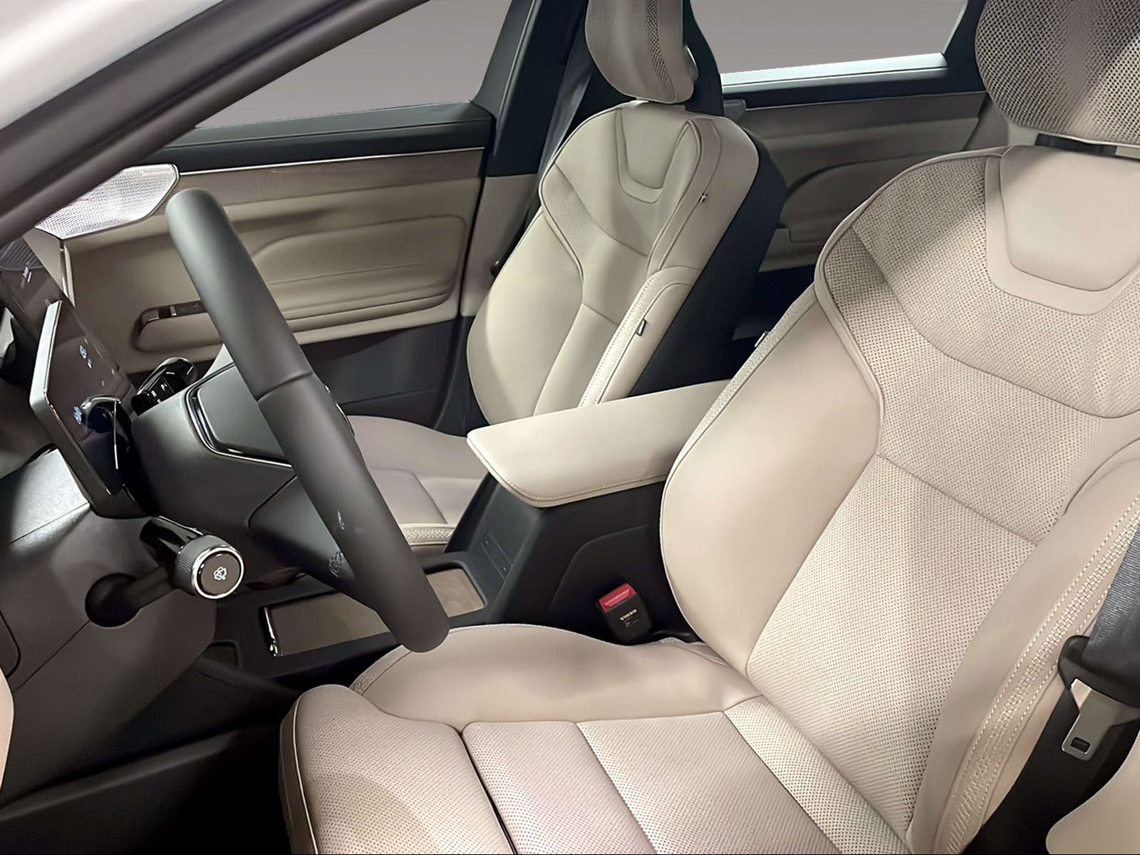 VOLVO ES90 Ultra-image-10