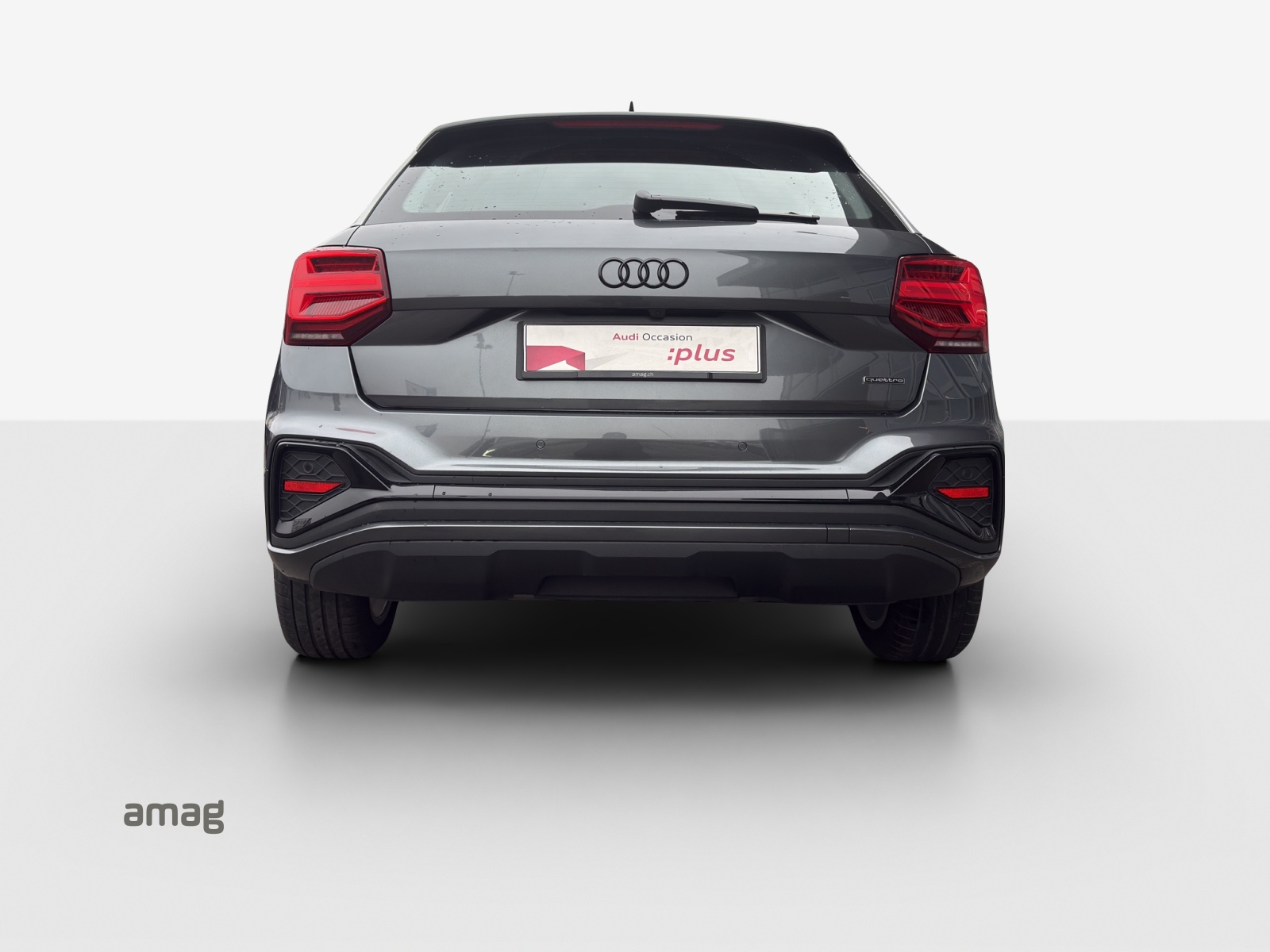 AUDI Q2 40 TFSI S line quattro S-tronic-image-3