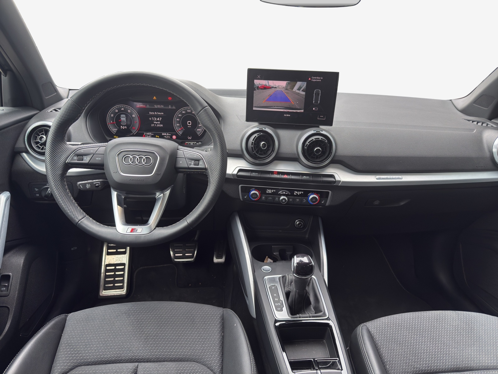 AUDI Q2 40 TFSI S line quattro S-tronic-image-8