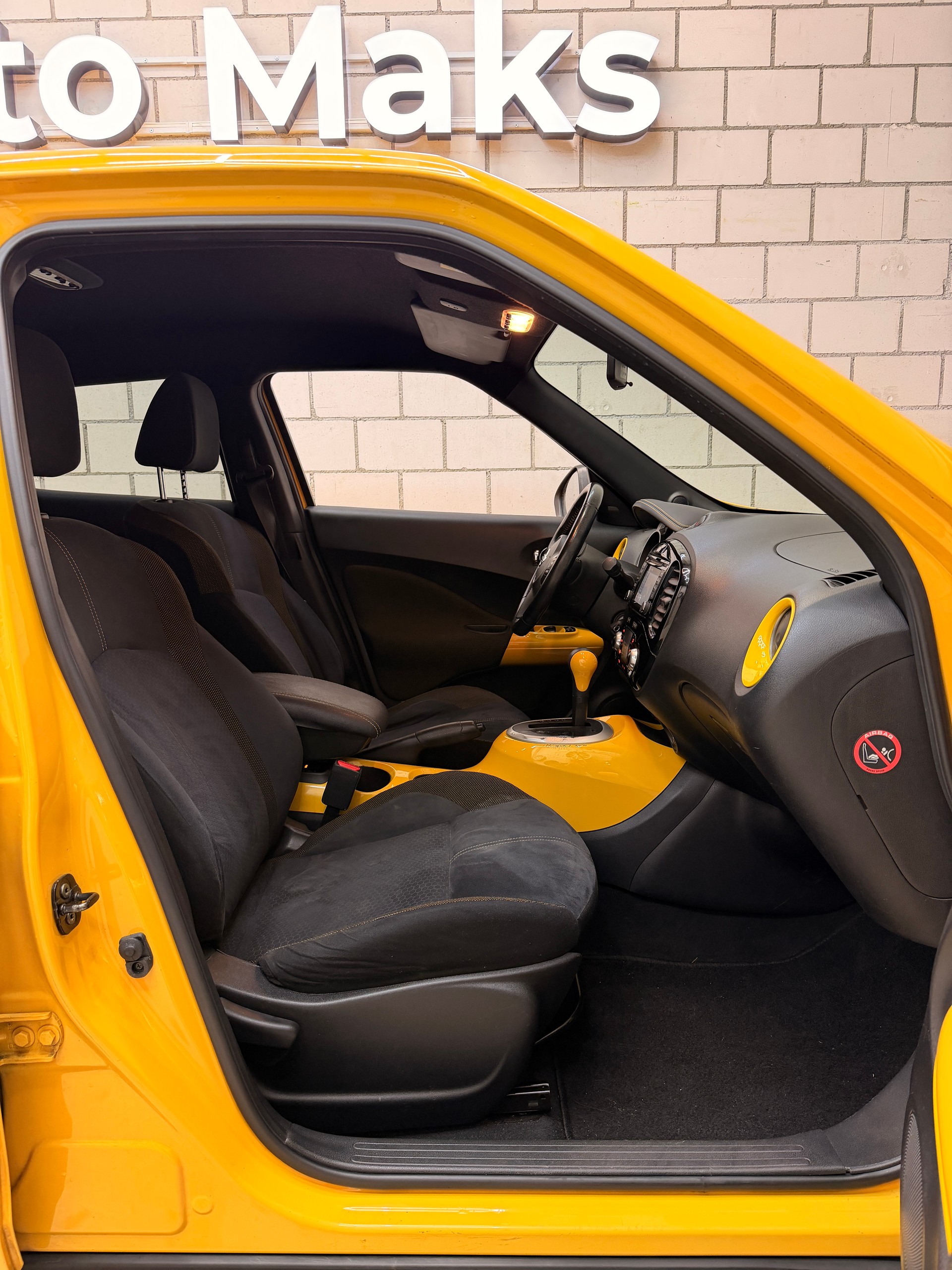 NISSAN Juke 1.6 tekna Xtronic CVT-image-5