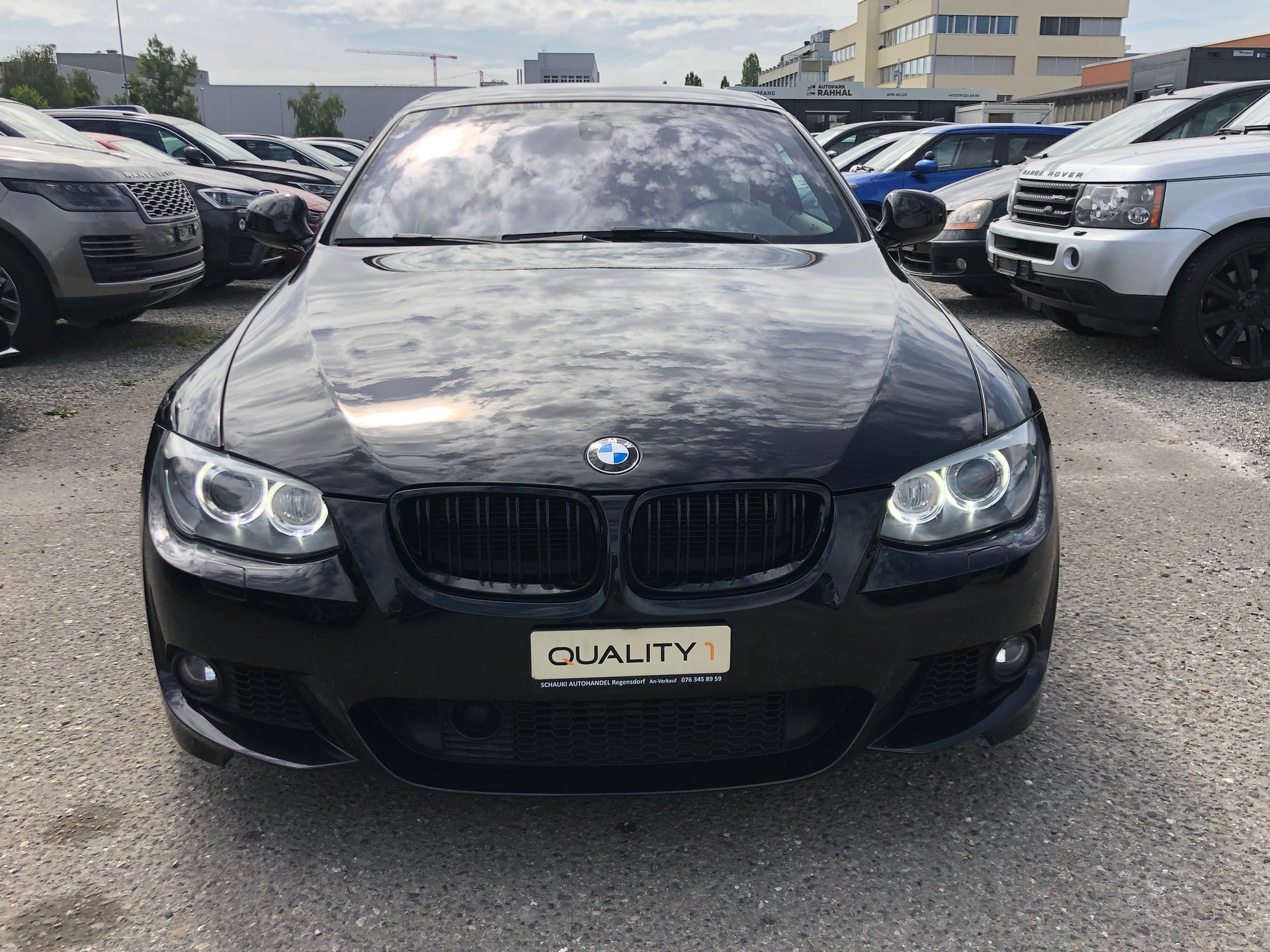 BMW 335i Cabriolet DSG-showroom-element-3
