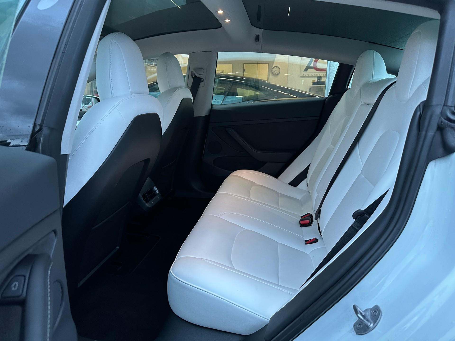 TESLA Model 3 Long Range Dual Motor AWD-image-6