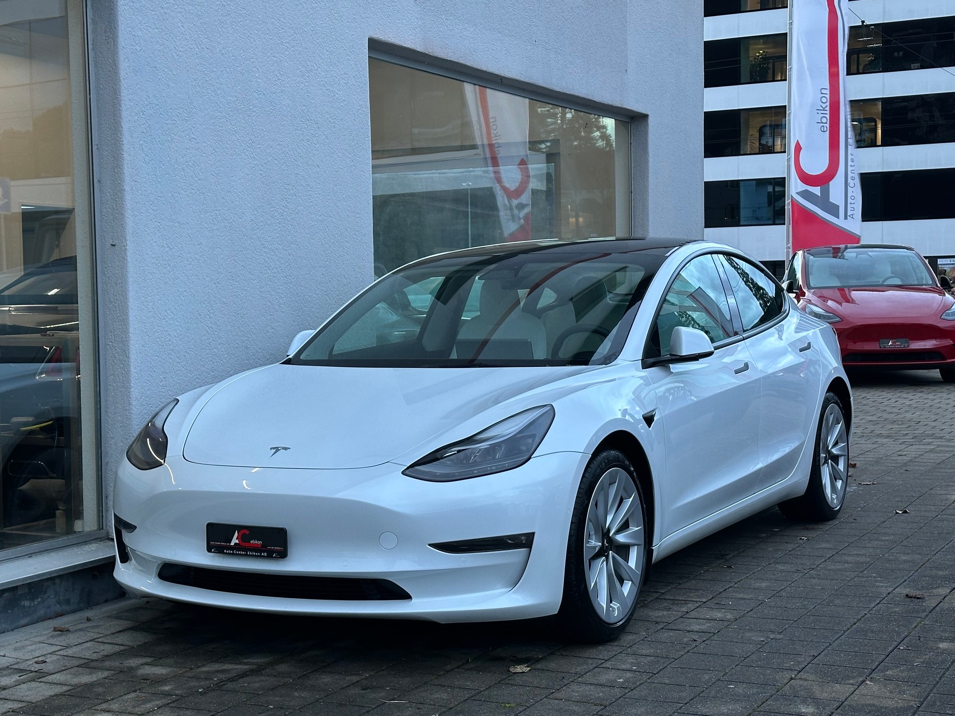 TESLA Model 3 Long Range Dual Motor AWD-image-0