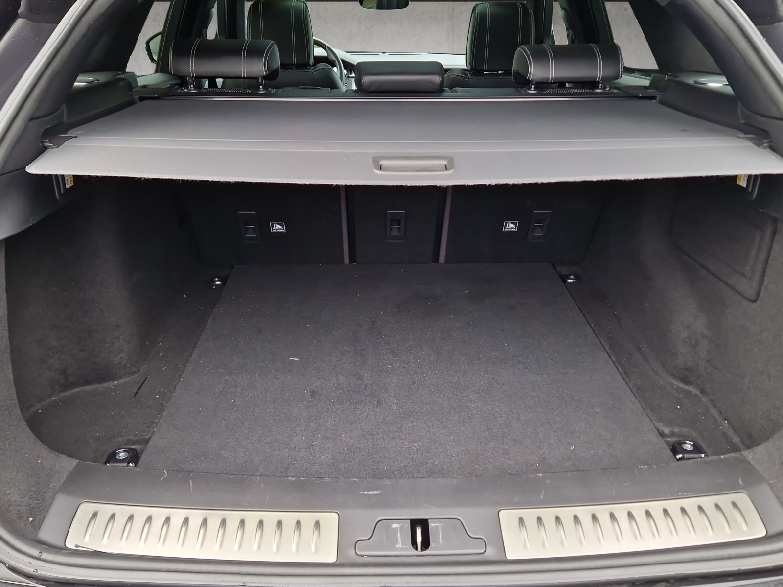 LAND ROVER Range Rover Velar 5.0 V8 SVA-Dynamic Edition-showroom-element-1