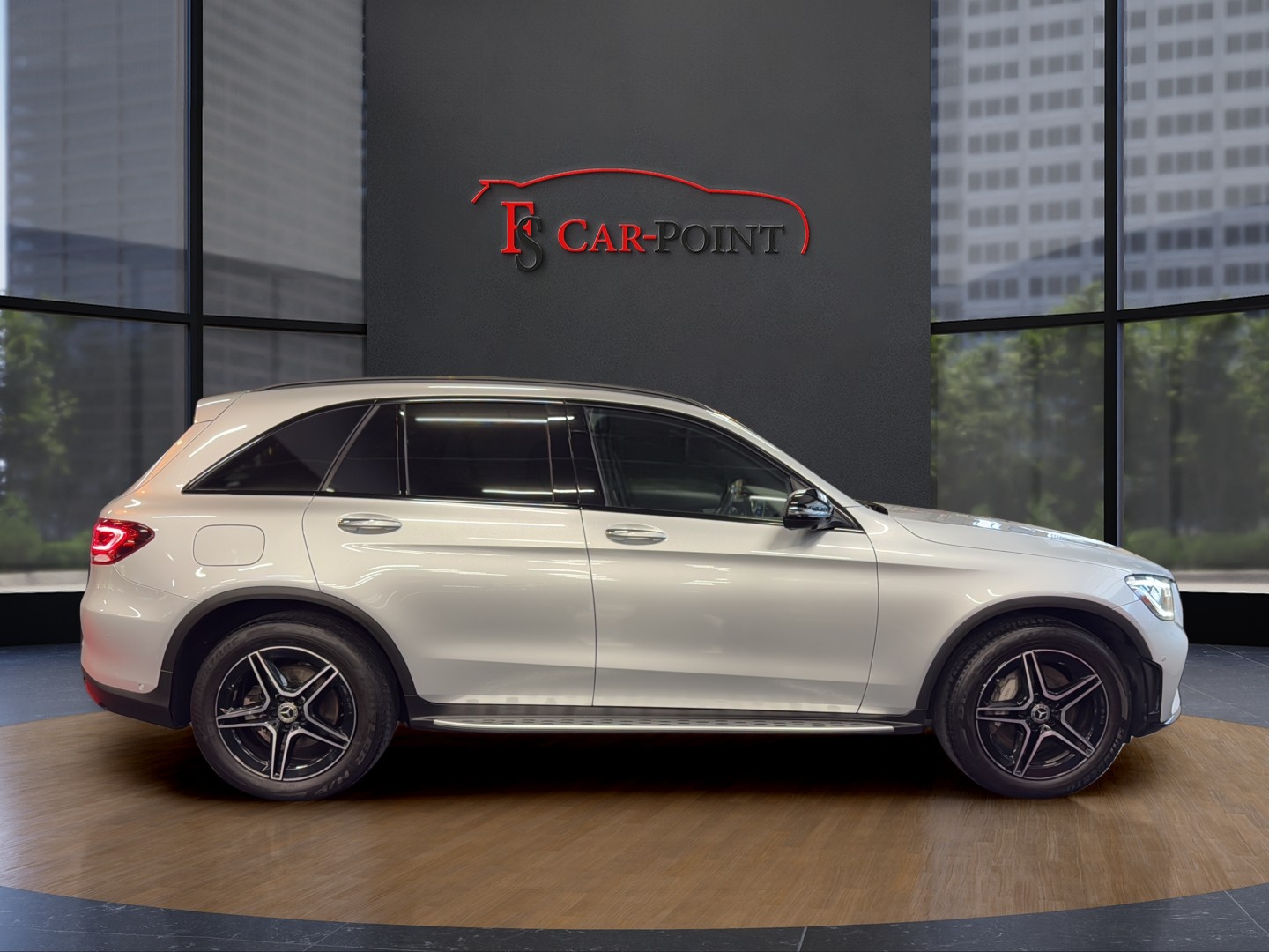 MERCEDES-BENZ GLC 300 d AMG Line 4Matic 9G-Tronic-image-5