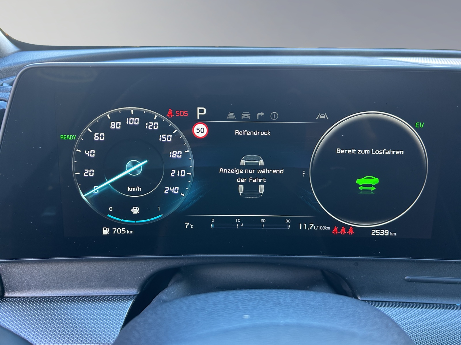 KIA Sportage 1.6 T-GDi Hybrid GT-Line-image-10