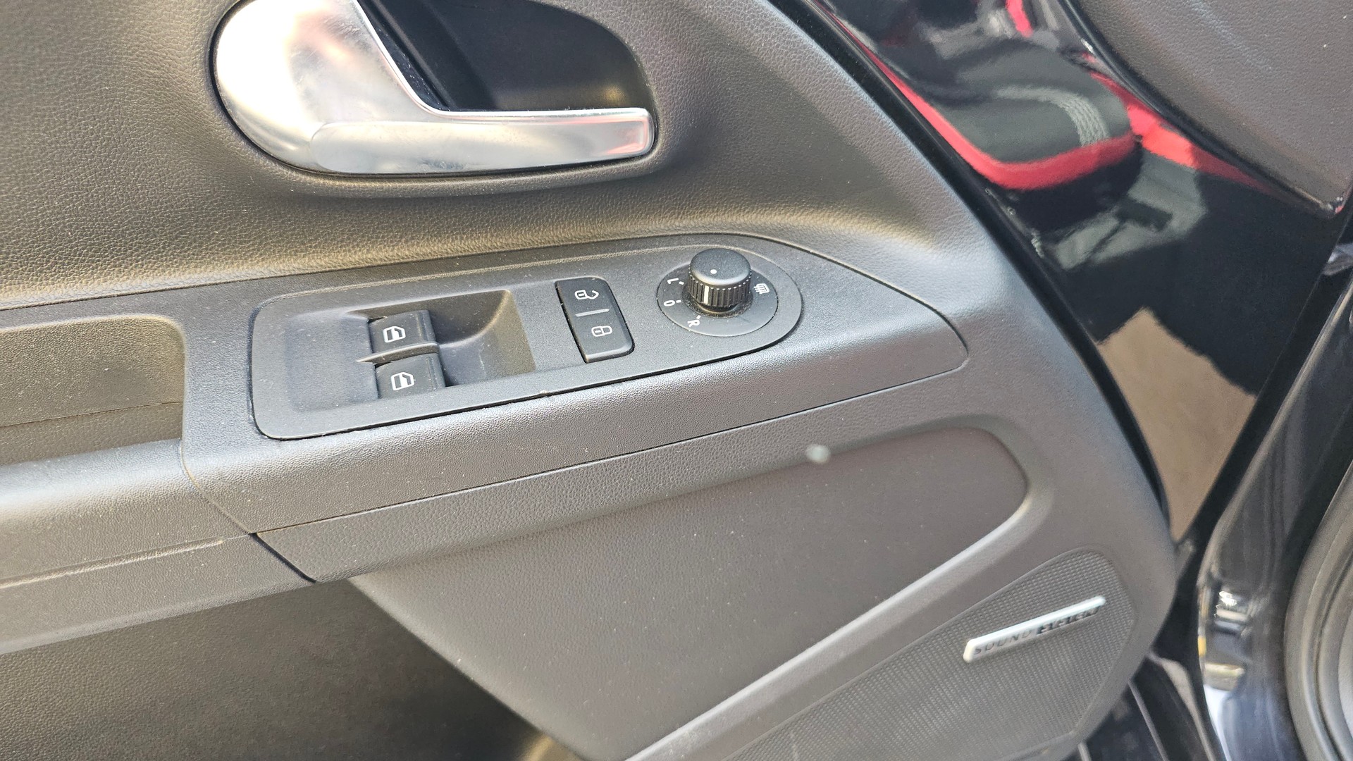 SKODA Citigo 1.0 G-tec Monte Carlo-image-12