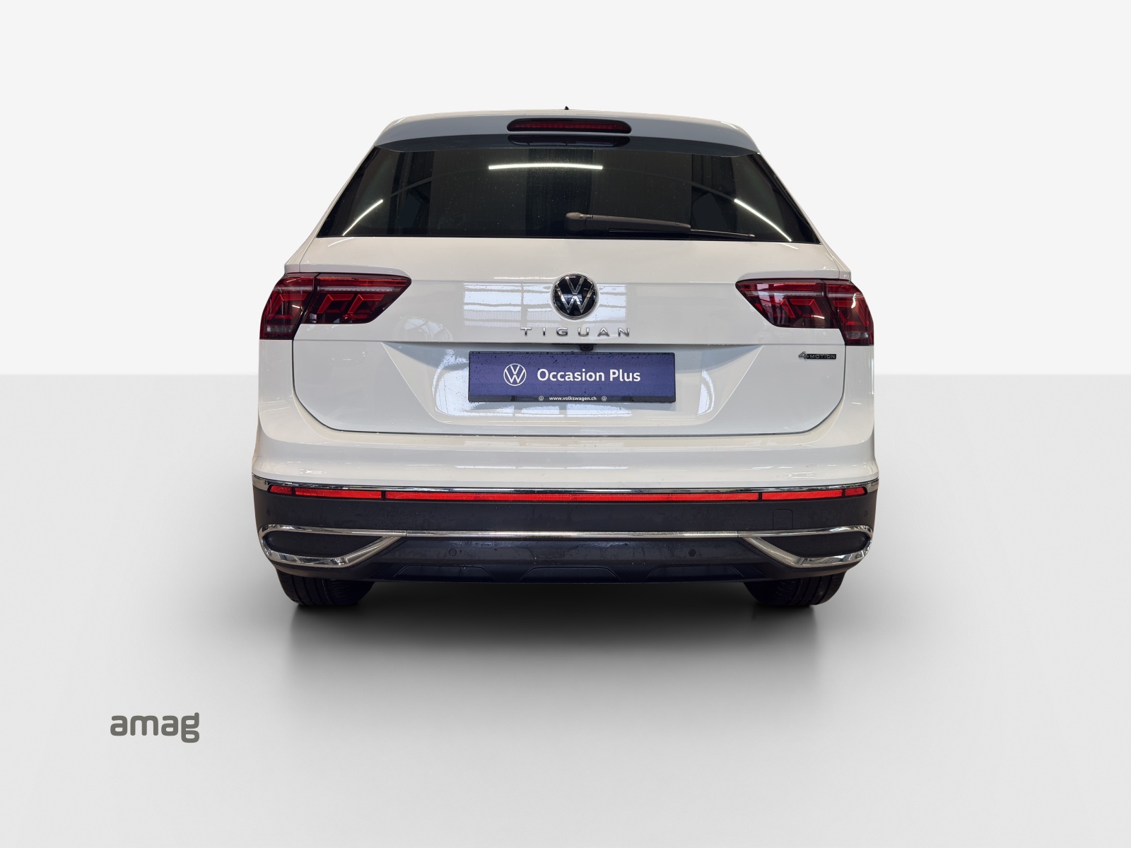 VW Tiguan 2.0 TDI SCR Elegance 4Motion DSG-image-3
