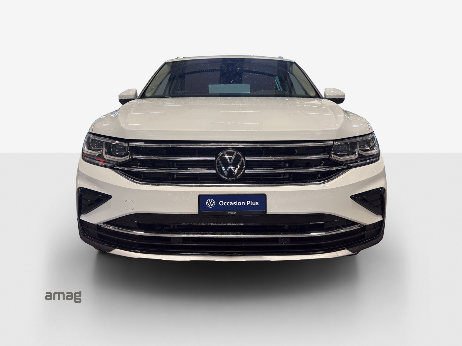 VW Tiguan 2.0 TDI SCR Elegance 4Motion DSG-image-6