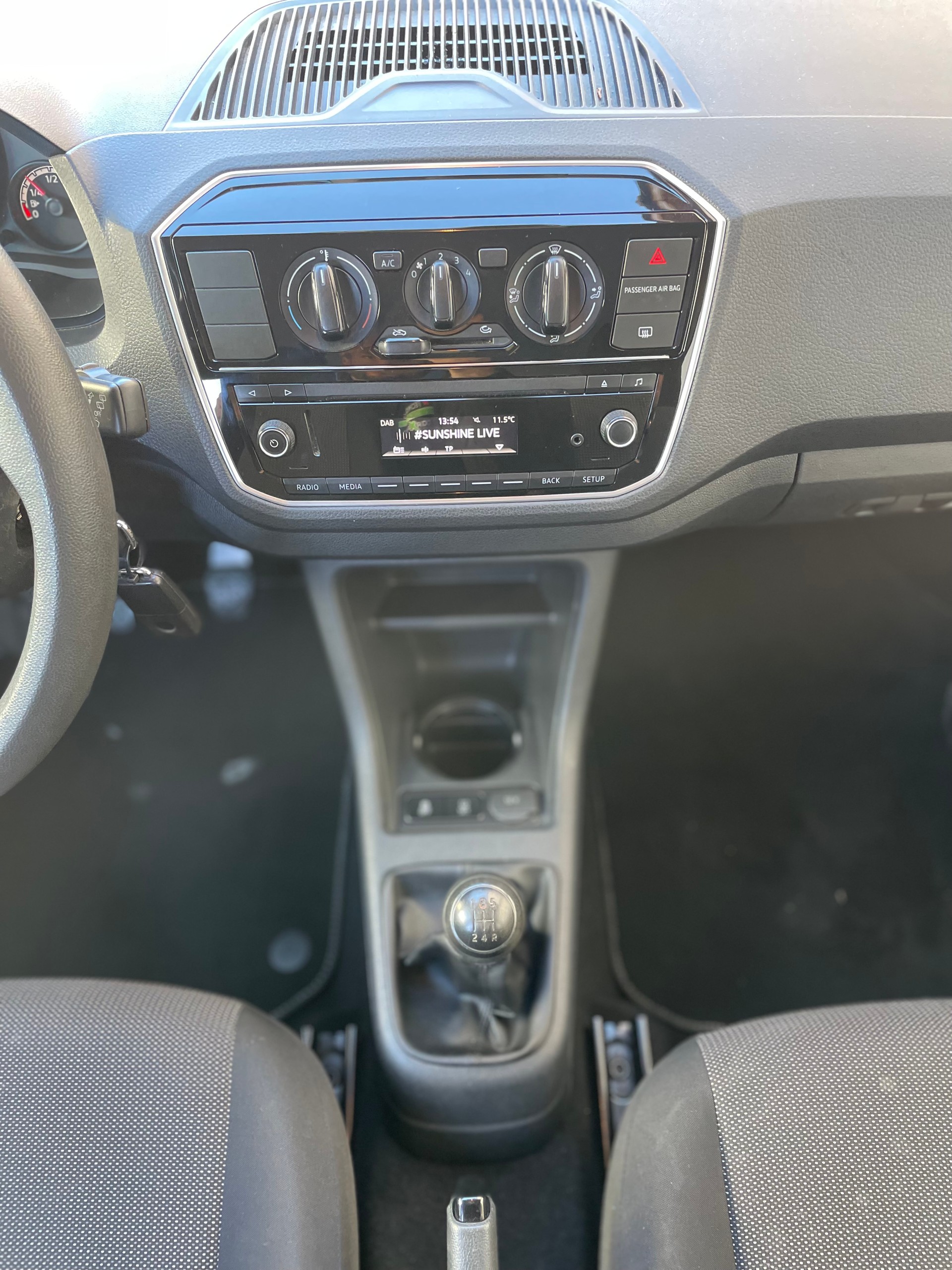 VW Up 1.0 BMT move up-image-11