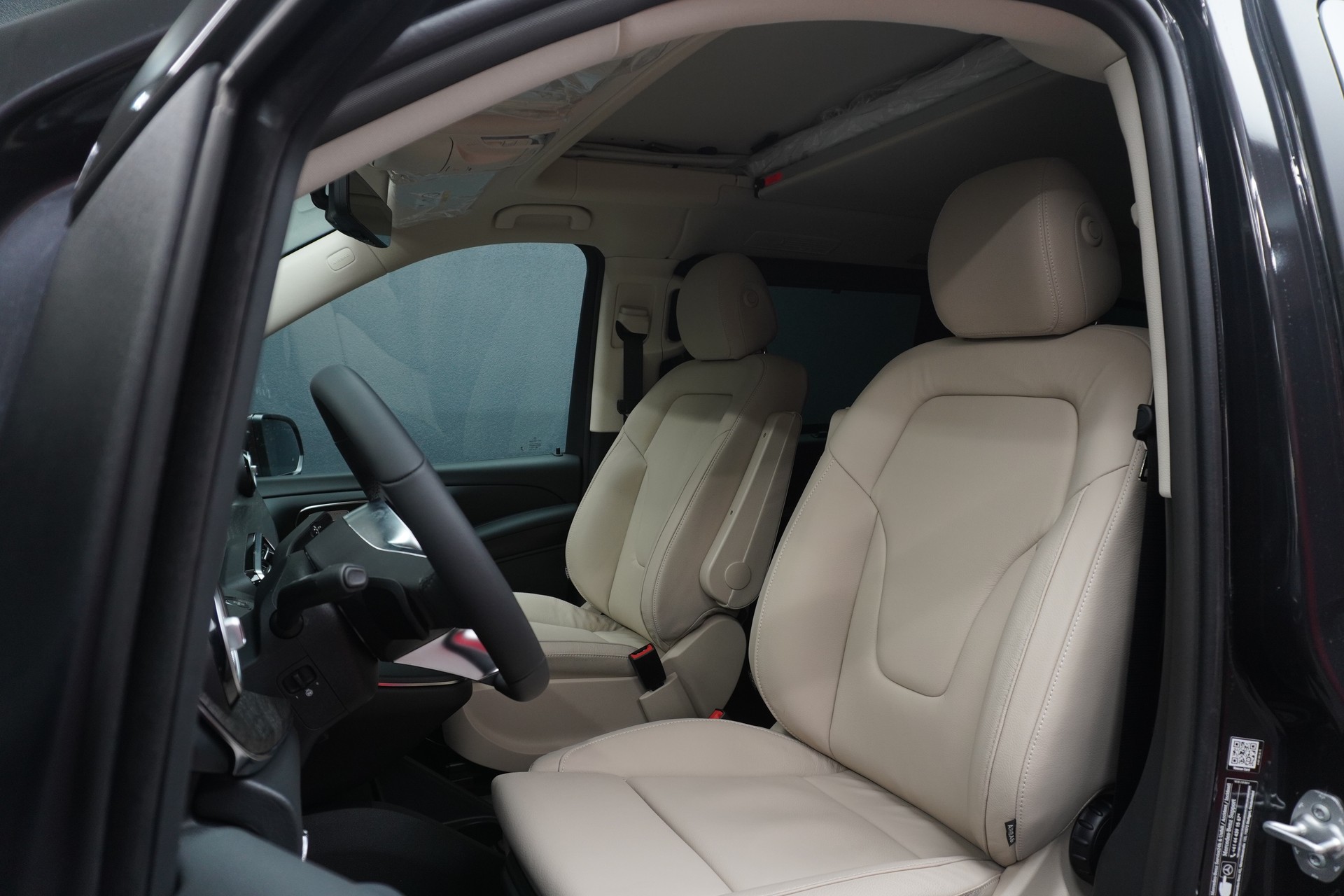 MERCEDES-BENZ Marco Polo 300 d 4M A-image-4