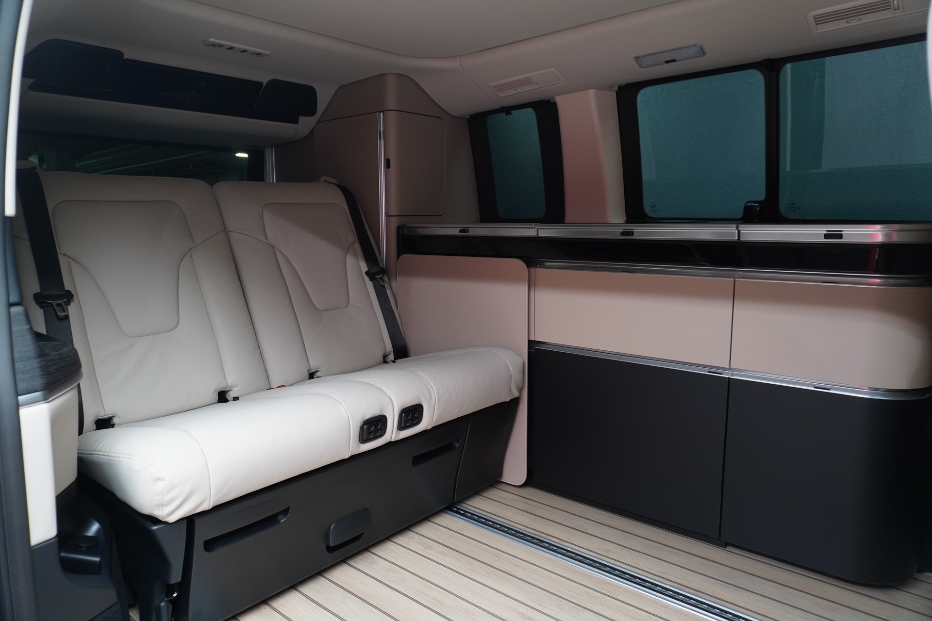 MERCEDES-BENZ Marco Polo 300 d 4M A-image-14