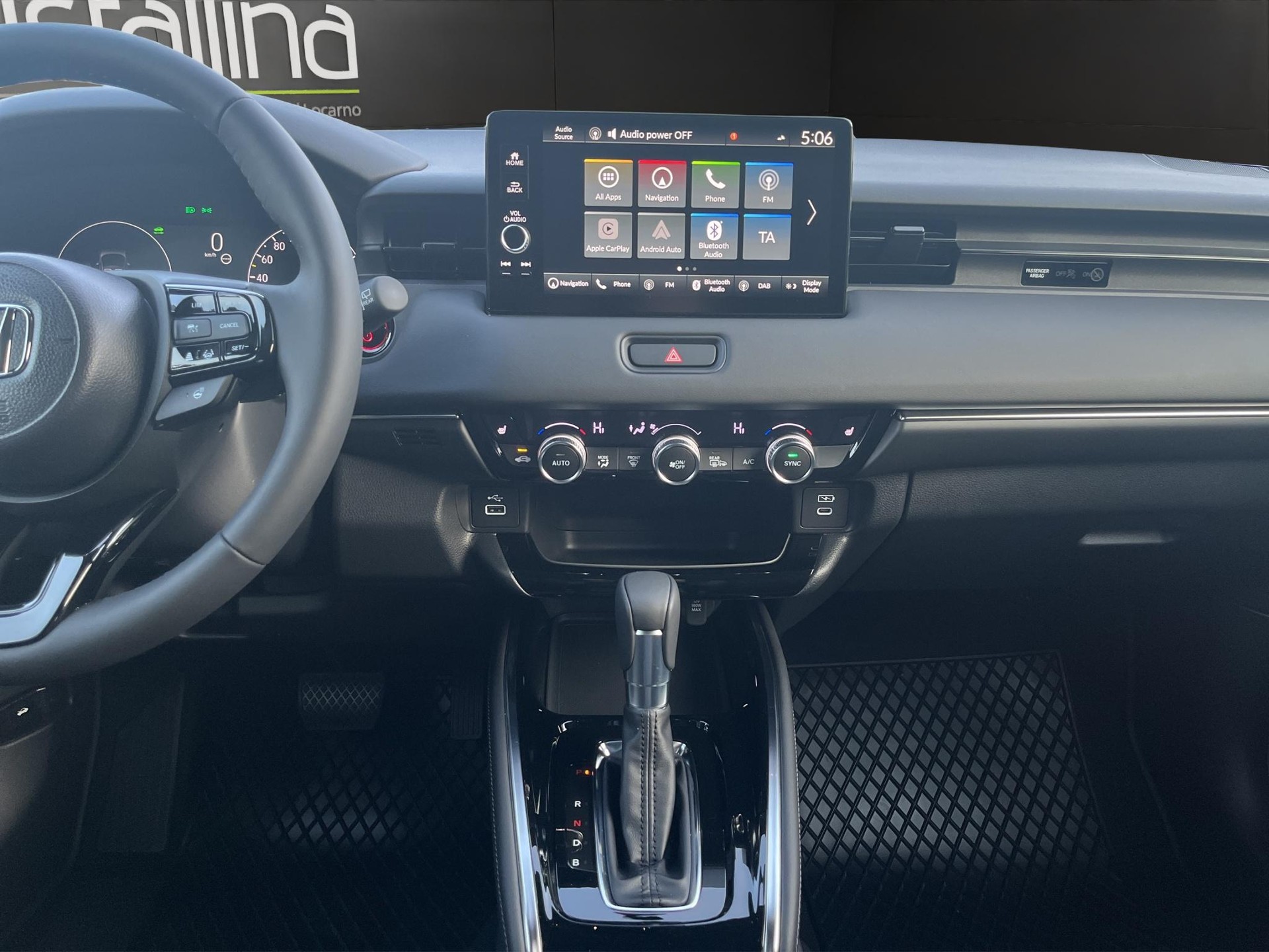 HONDA HR-V 1.5 i-MMD Advance-image-9