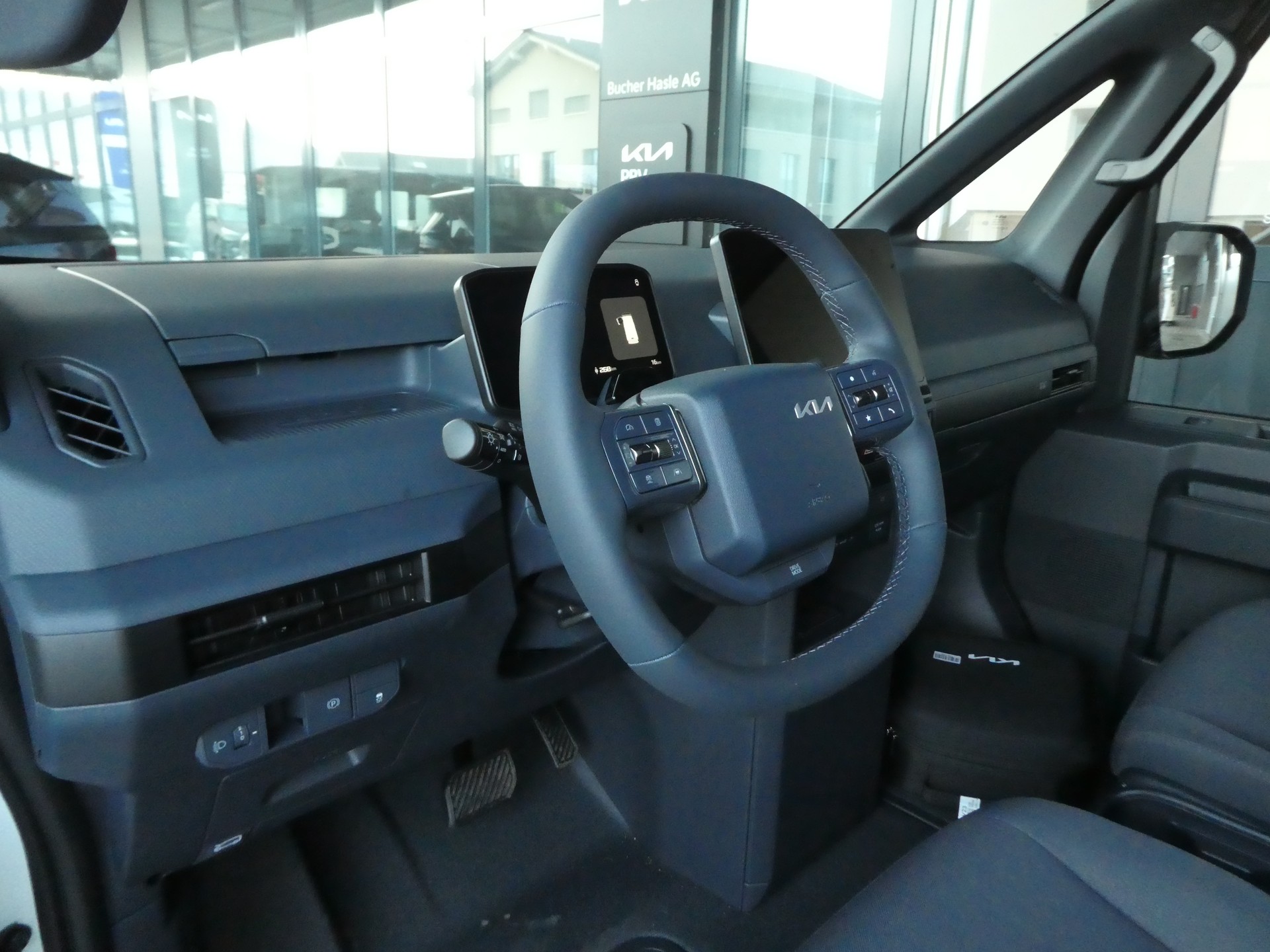 KIA Cargo Plus L2H1 51.5 kWh-image-13