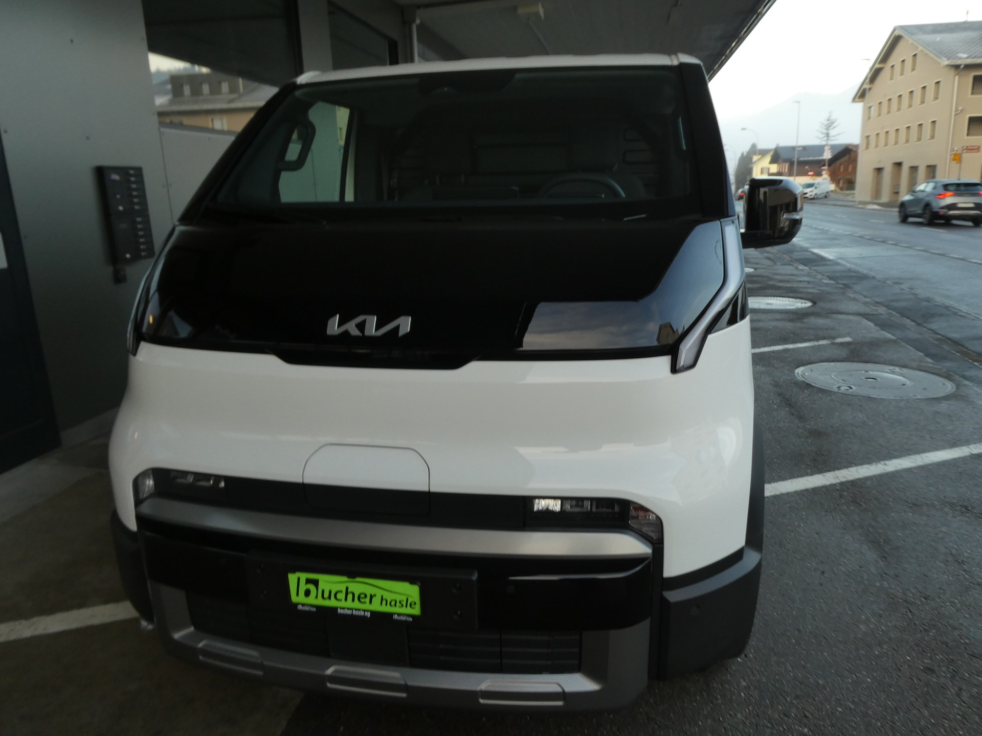 KIA Cargo Plus L2H1 51.5 kWh-image-5