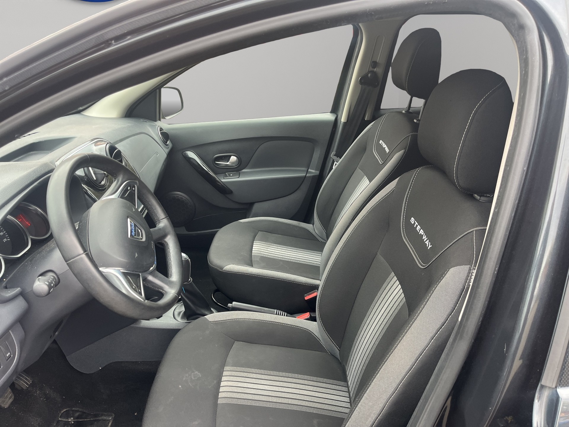 DACIA Sandero Tce 90 Stepway-image-9