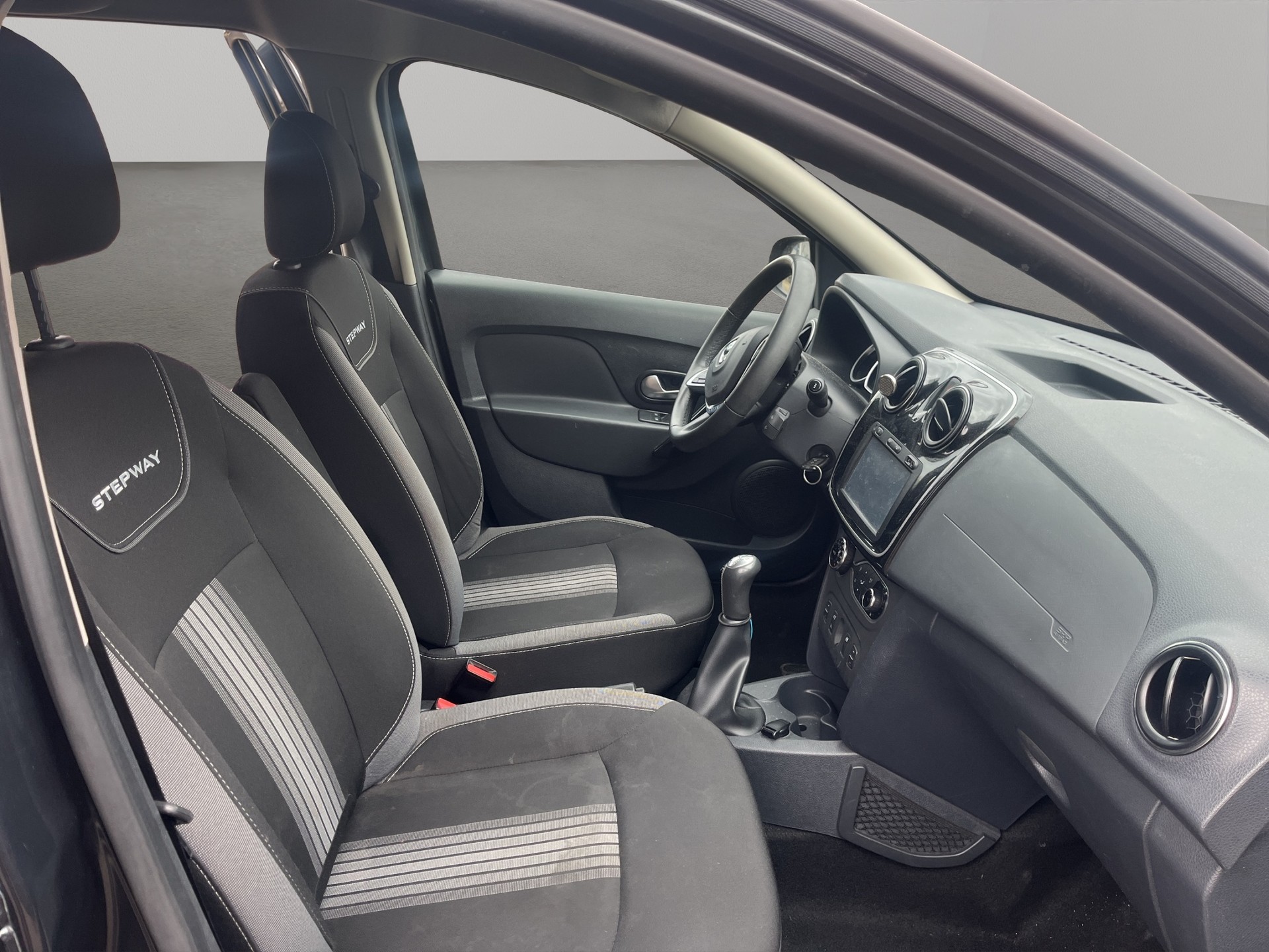 DACIA Sandero Tce 90 Stepway-image-13