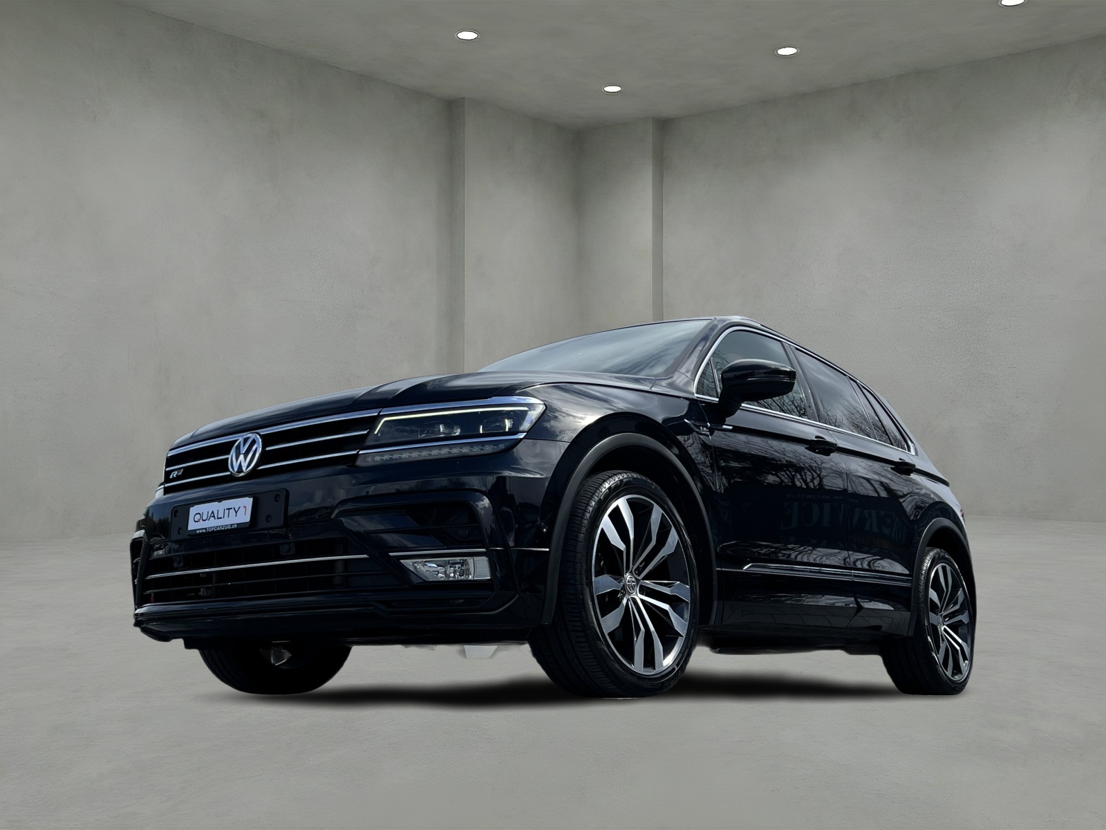 VW Tiguan 2.0 TDI SCR R-Line 4Motion DSG-image-8
