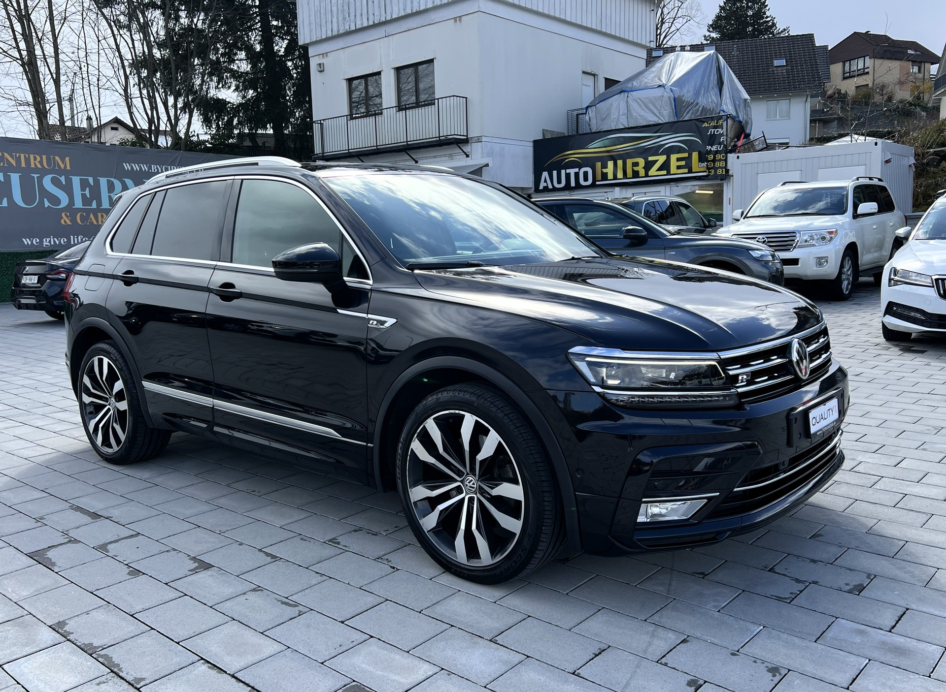 VW Tiguan 2.0 TDI SCR R-Line 4Motion DSG-image-6