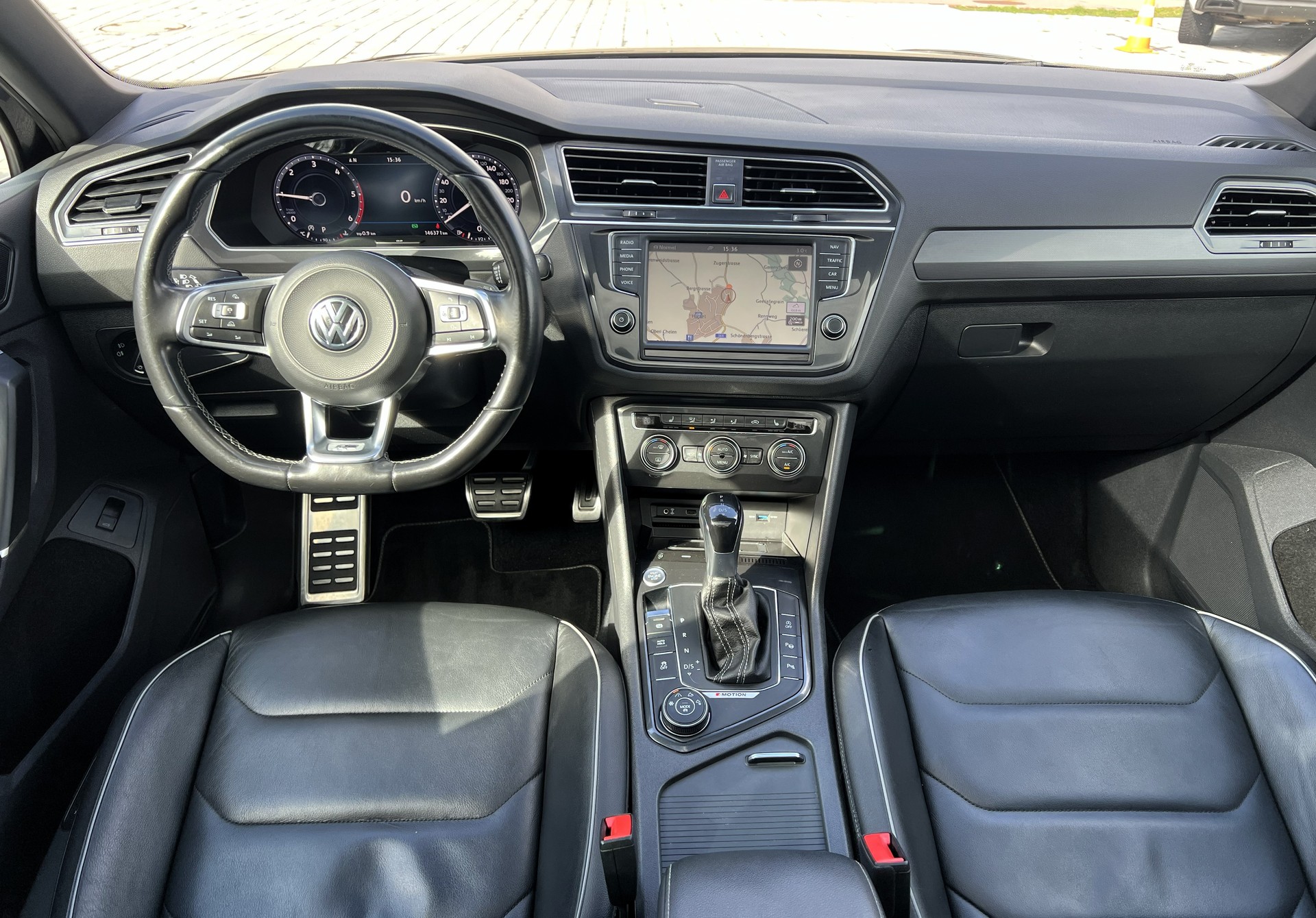 VW Tiguan 2.0 TDI SCR R-Line 4Motion DSG-image-26