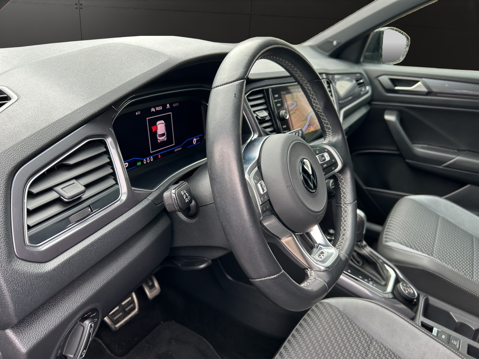 VW T-Roc 2.0 TSI Sport Selection DSG 4Motion-image-21