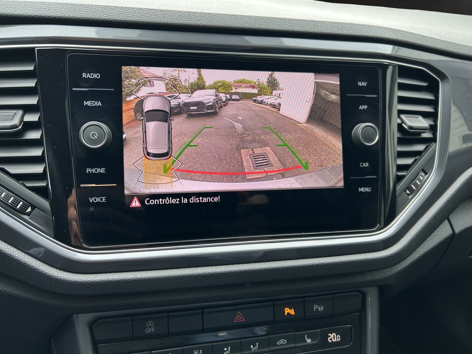 VW T-Roc 2.0 TSI Sport Selection DSG 4Motion-image-14