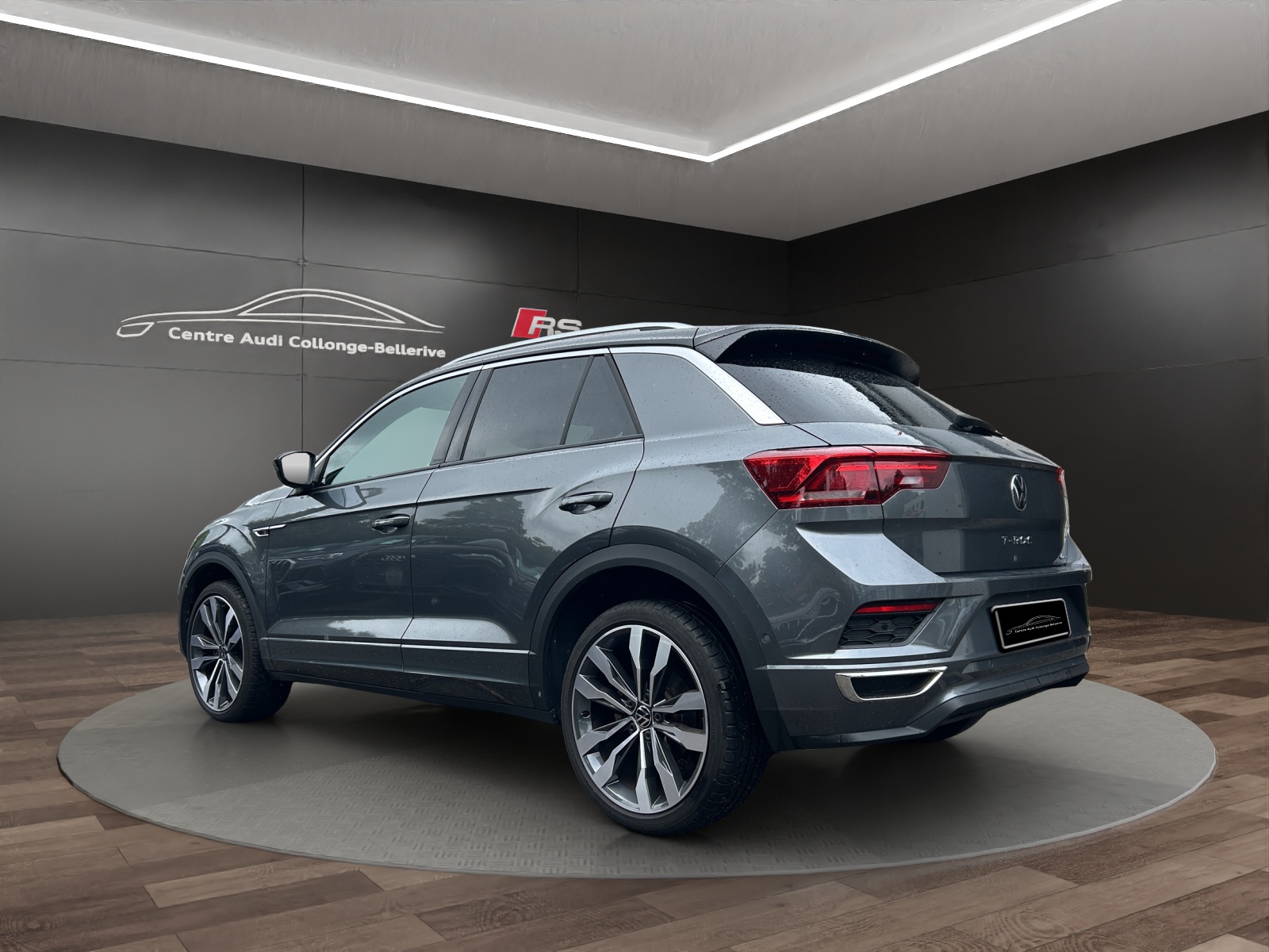 VW T-Roc 2.0 TSI Sport Selection DSG 4Motion-image-3