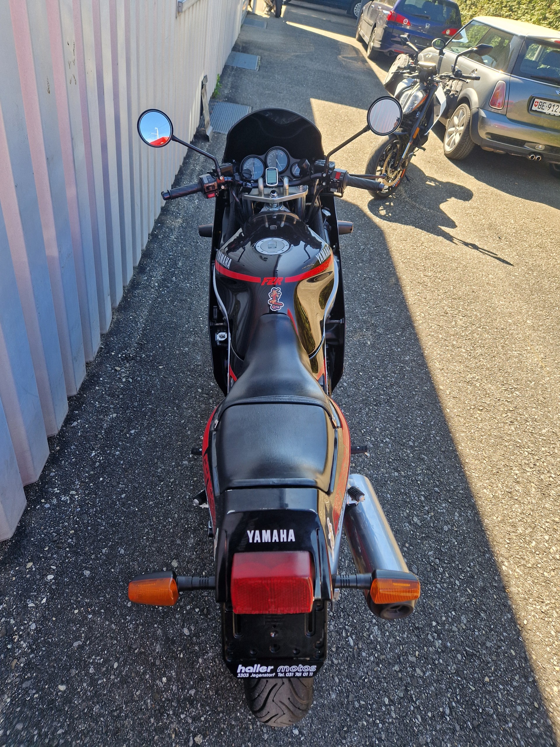 YAMAHA FZR 1000 KUNDENAUFTRAG-image-13