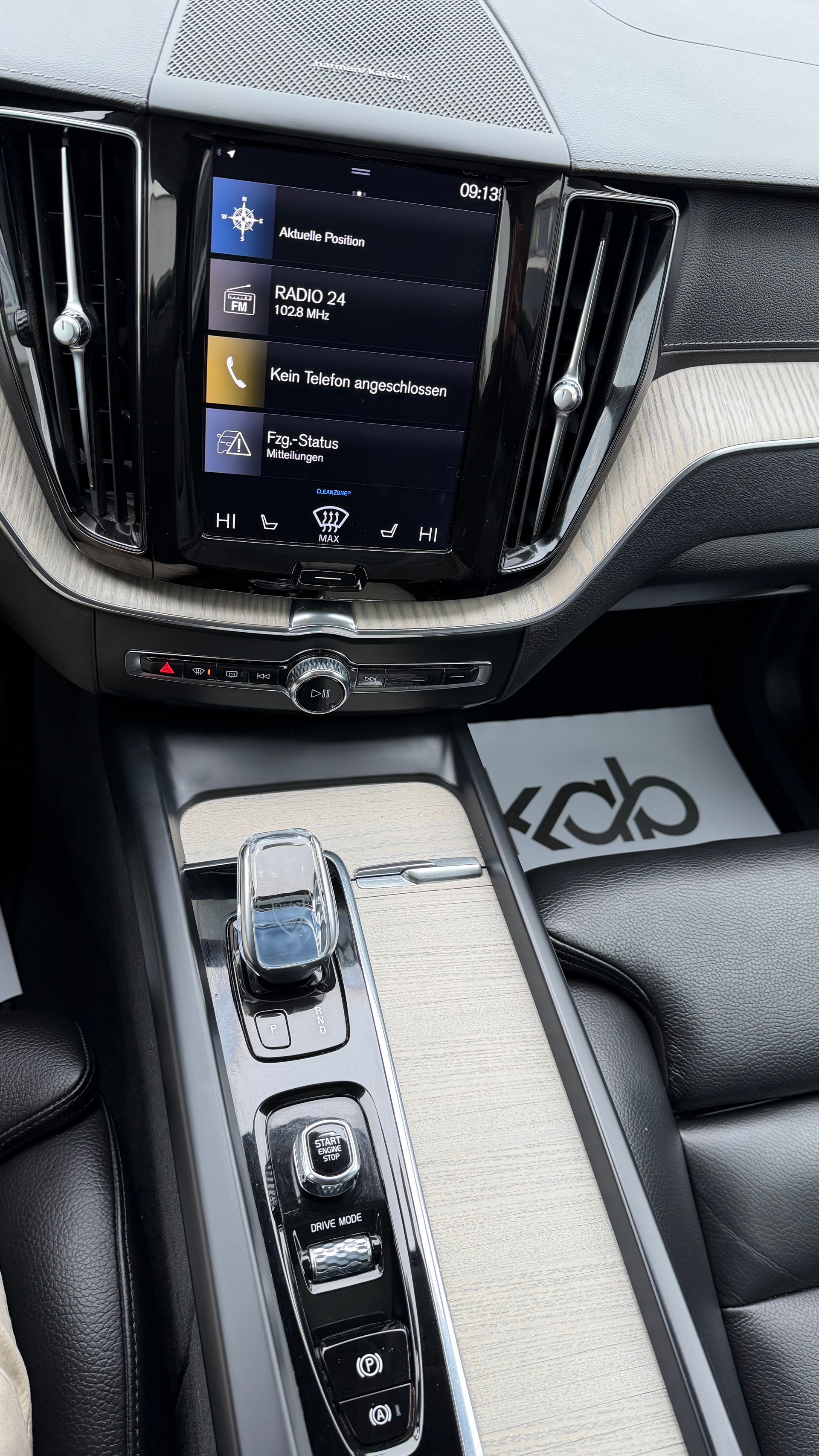 VOLVO XC60 T8 eAWD Inscription Expression Geartronic-image-18
