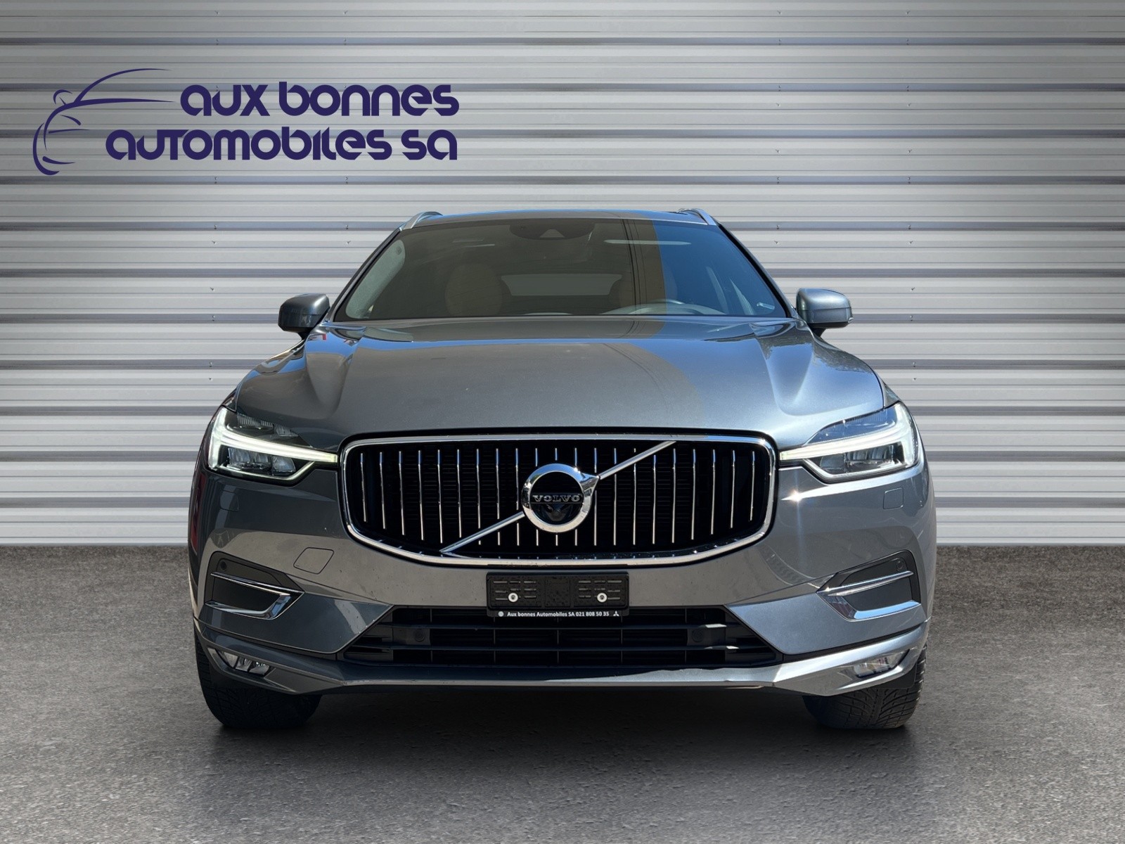 VOLVO XC60 D4 AWD Inscription Geartronic-image-4