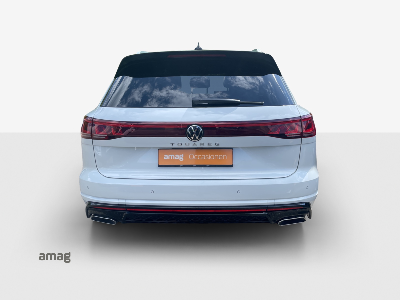 VW Touareg 3.0 TDI R-Line Tiptronic-image-3