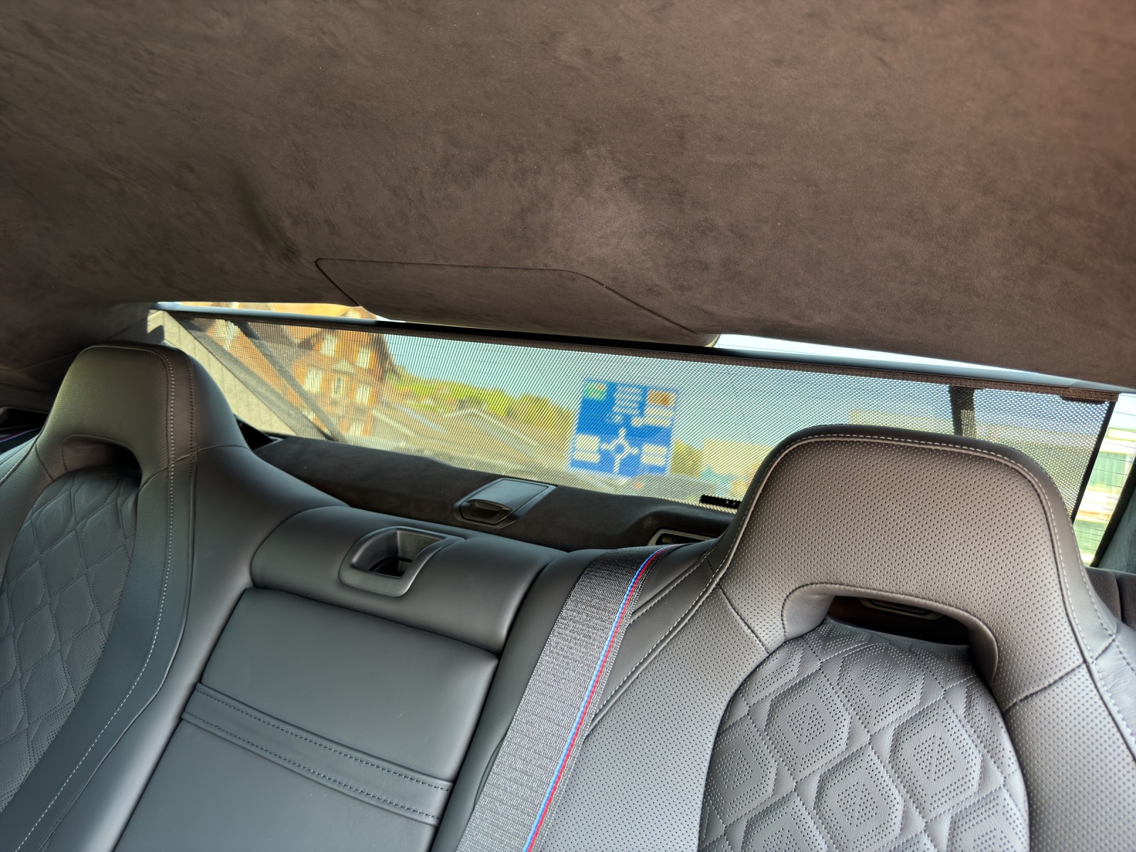 BMW M8 xDrive M Competition Gran Coupé-image-25