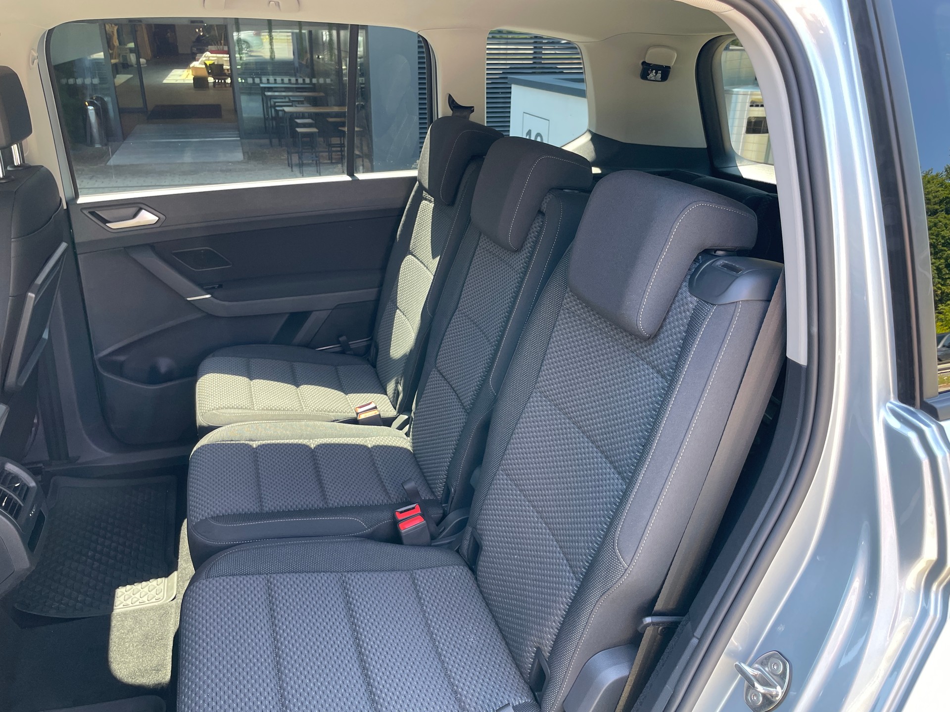 VW Touran 1.5 TSI EVO Comfortline DSG - 7 Sitzer, AHK-image-17