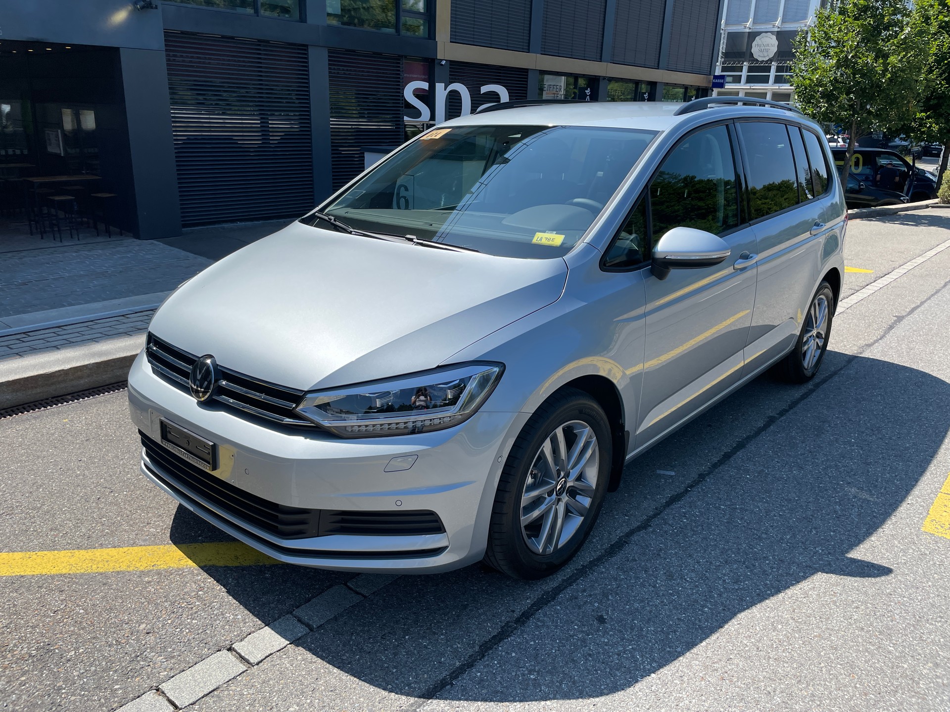 VW Touran 1.5 TSI EVO Comfortline DSG - 7 Sitzer, AHK-image-0