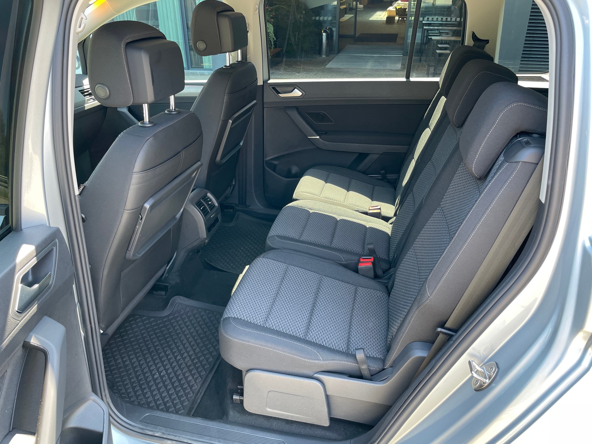 VW Touran 1.5 TSI EVO Comfortline DSG - 7 Sitzer, AHK-image-18